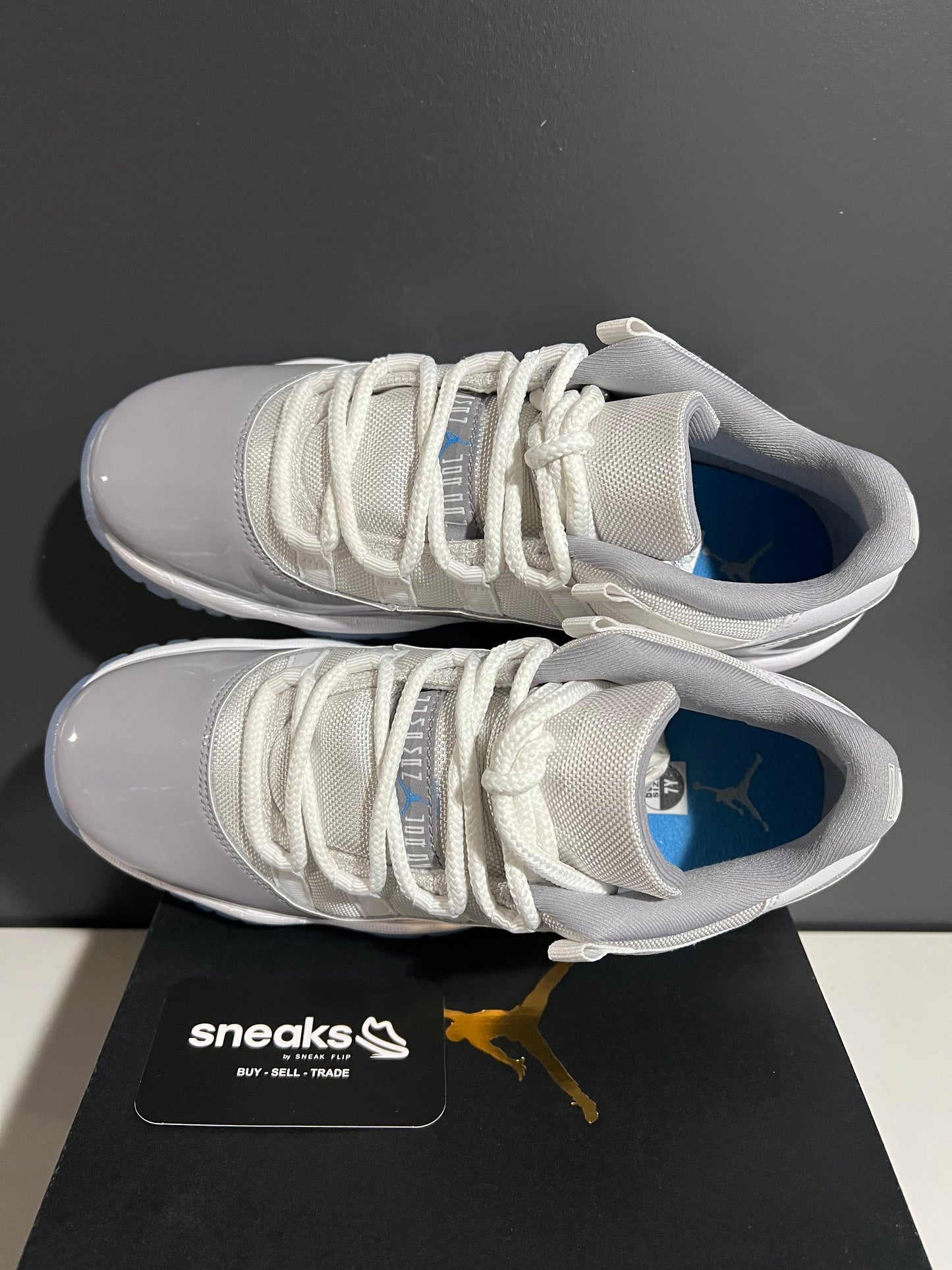 USED Air Jordan 11 Retro Low GS Cement Grey 528896-140 SIZE 7Y OG ALL AG25-142