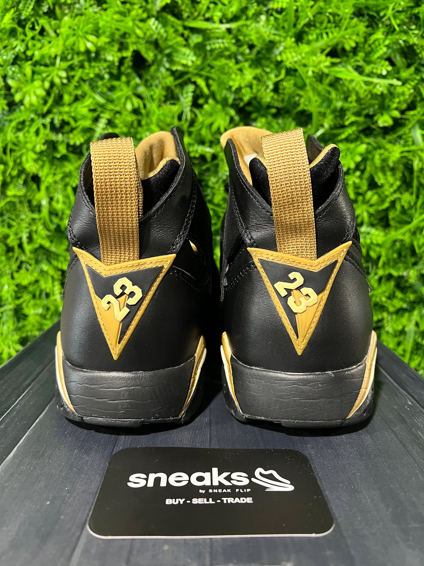 Jordan Golden Moments Pack (6/7) - Used