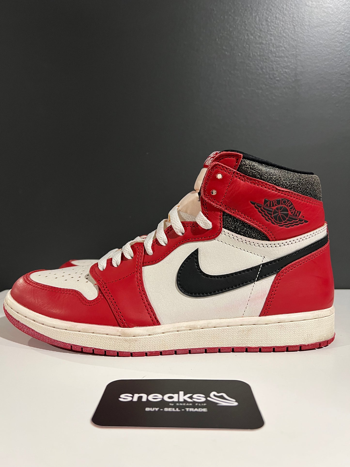 USED Air Jordan 1 Retro High OG Chicago Lost & Found DZ5485-612 SIZE 10.5M NO BOX