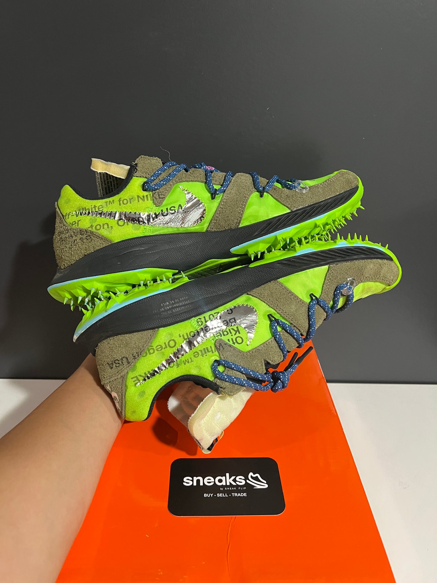 USED Off-White x Wmns Air Zoom Terra Kiger 5 Athlete in Progress Electric Green CD8179-300 SIZE 10M OG ALL JY25-234