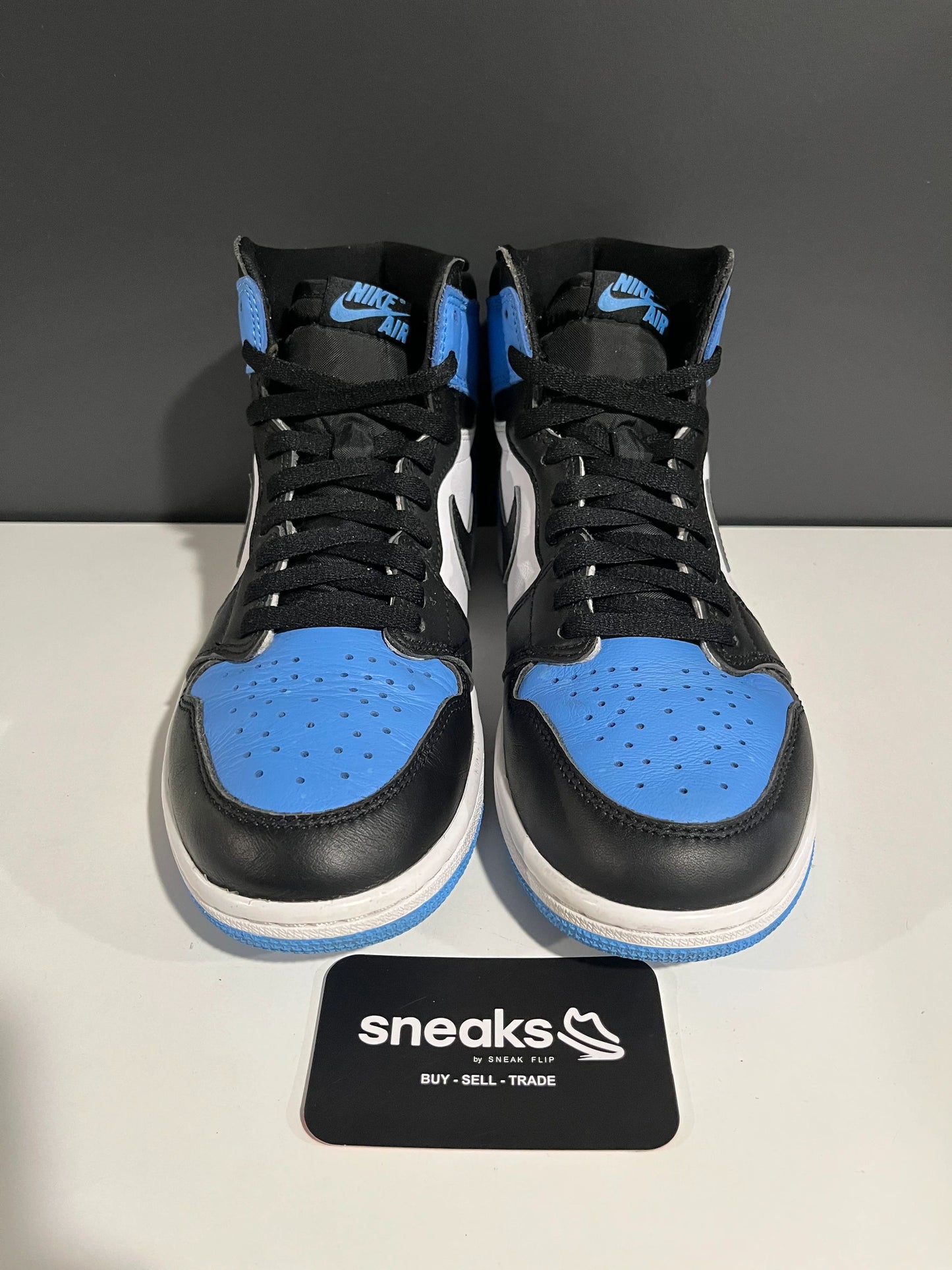 Jordan 1 Retro High OG UNC Toe - Used