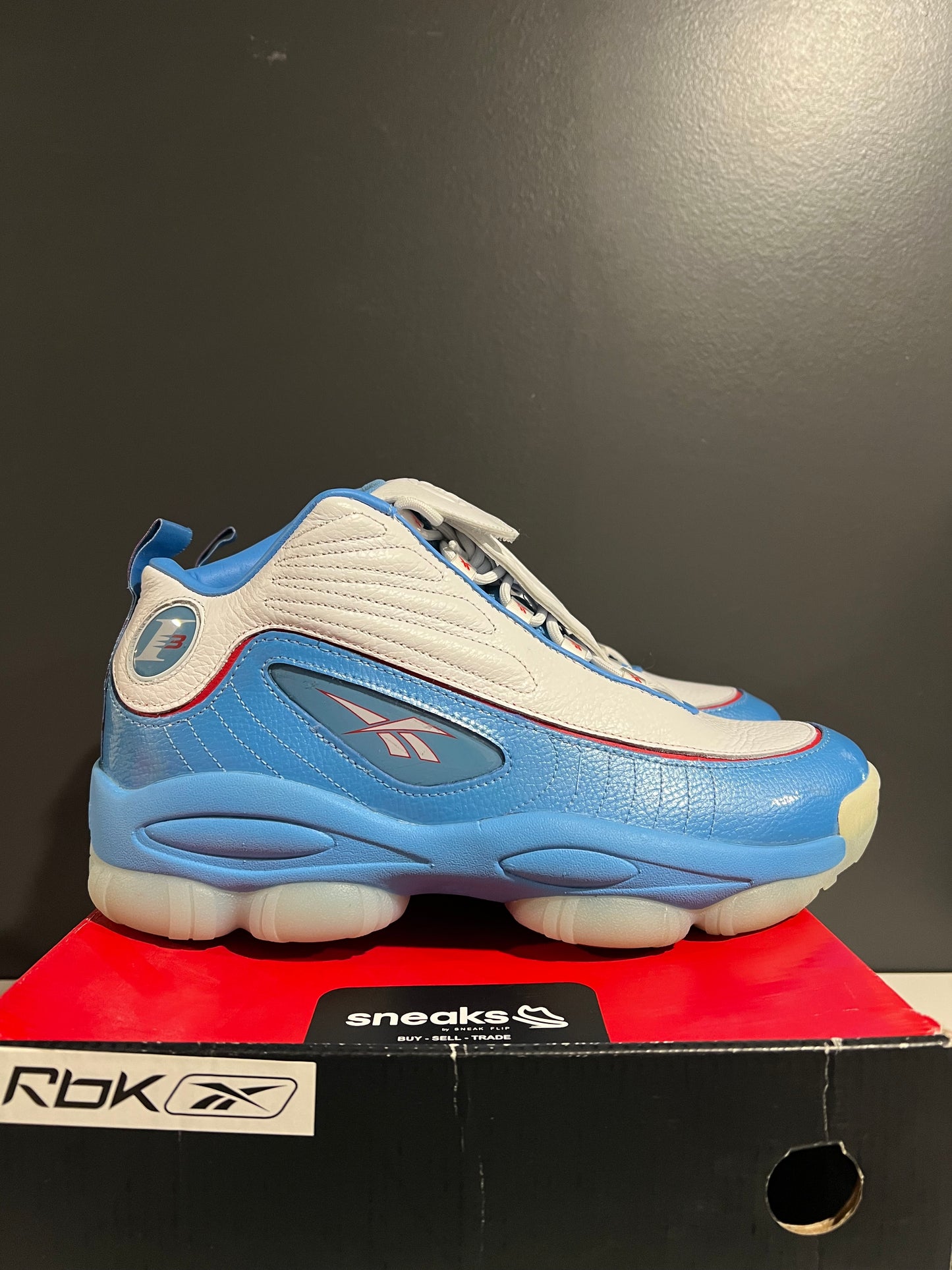 NEW Iverson Legacy Athletic Blue CN8405 SIZE 11M OG ALL AG25-297