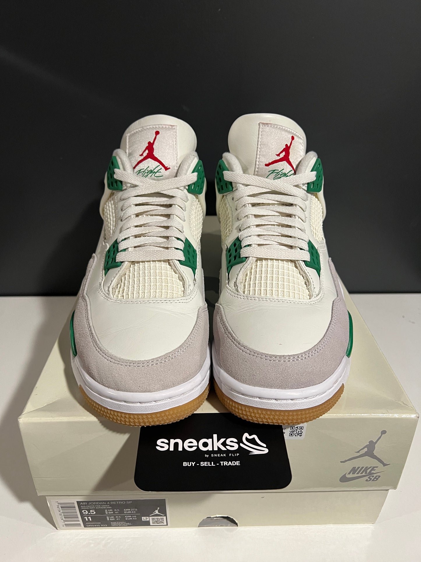 USED Nike SB x Air Jordan 4 Retro SP Pine Green DR5415-103 SIZE 9.5M OG ALL AG25-312