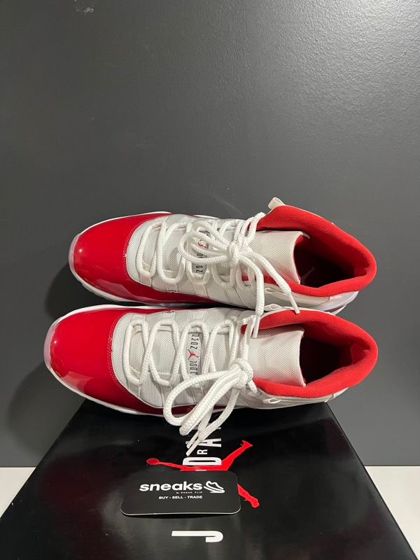 USED SIZE 12M Jordan 11 Retro Cherry (2022) - Used