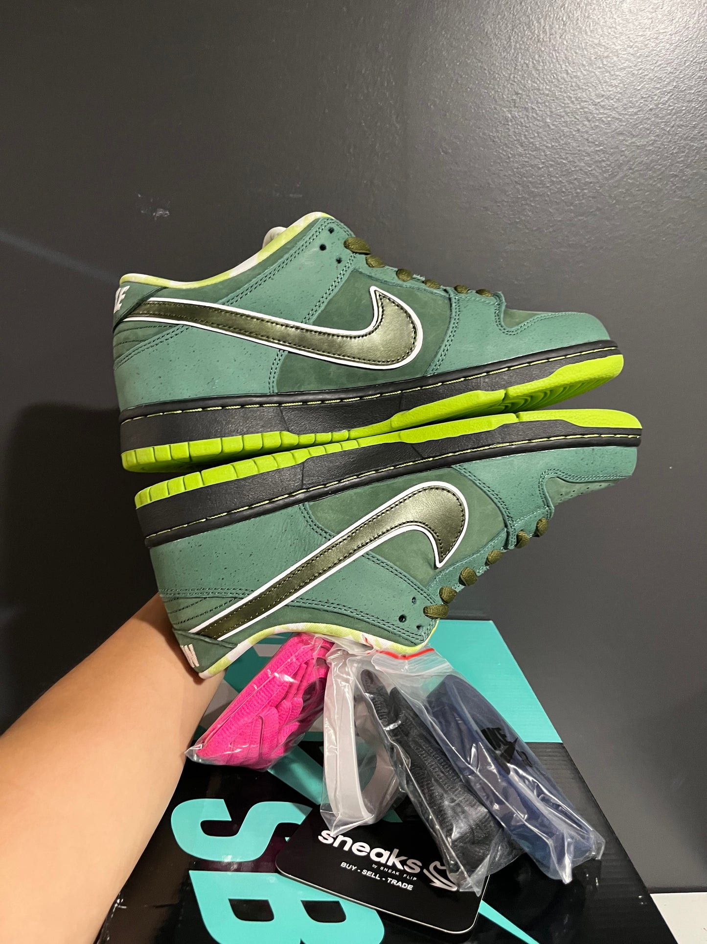 NEW Concepts Nike SB Dunk Low Green Lobster Special Box BV1310-337 SIZE 10M OG ALL JN25-325
