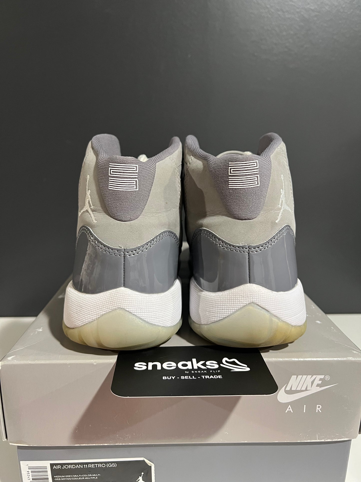 USED Air Jordan 11 Retro GS Cool Grey 2021 378038-005 SIZE 7Y OG ALL JY25-258