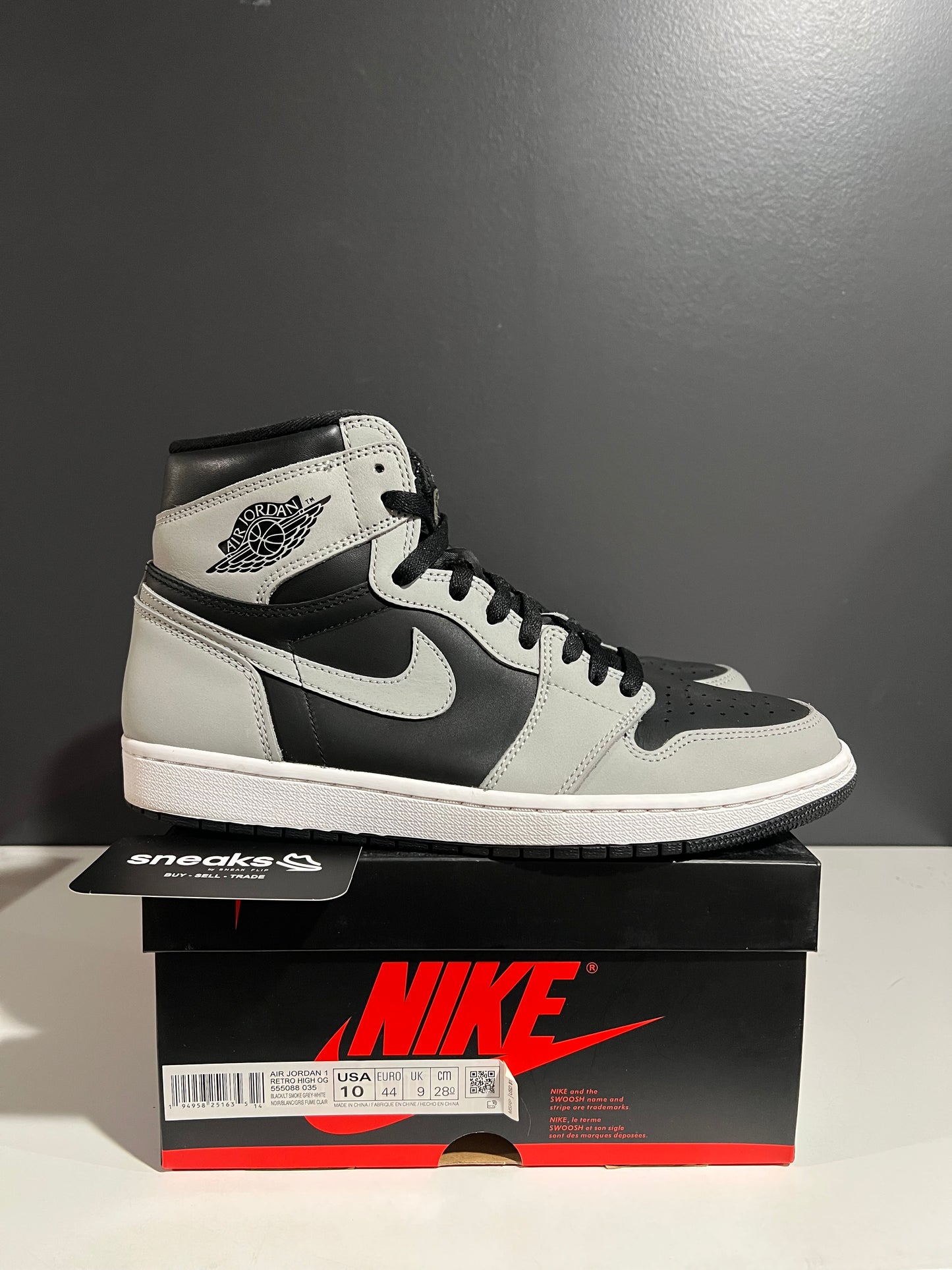 USED Air Jordan 1 Retro High OG Shadow 2.0 555088-035 SIZE 10M OG ALL AG25-19