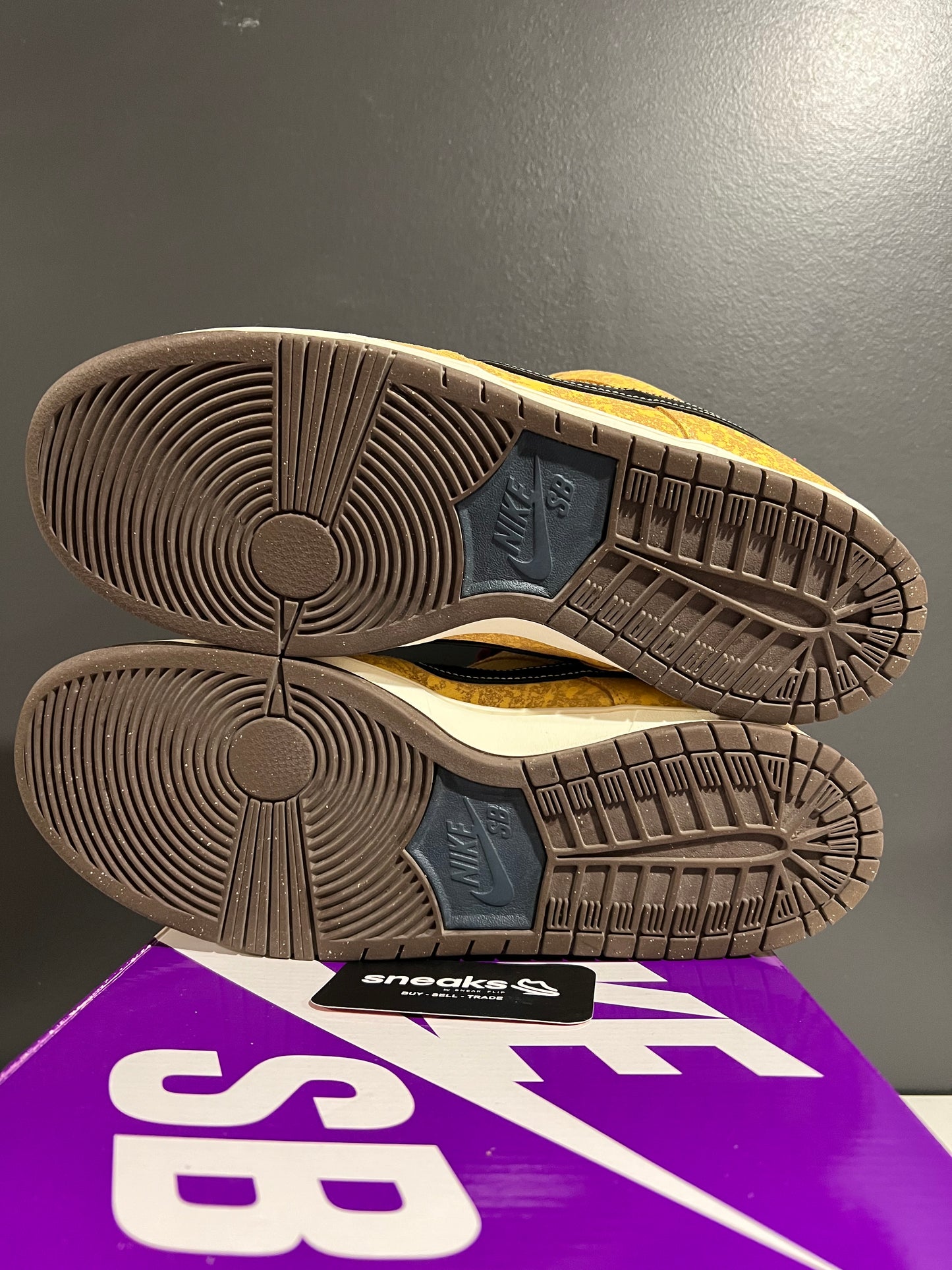 USED Dunk Low SB City of Cinema FZ1278-200 SIZE 13M OG ALL