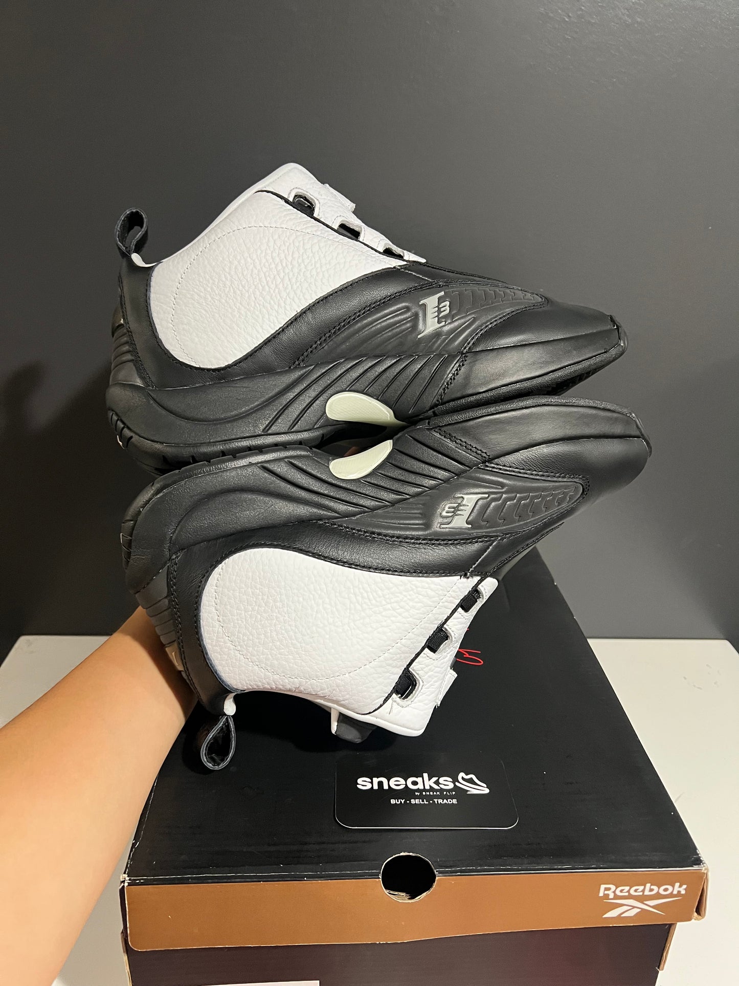 USED Reebok Answer 4 Step Over 2021 G55111 SIZE 11M OG ALL JY25-109