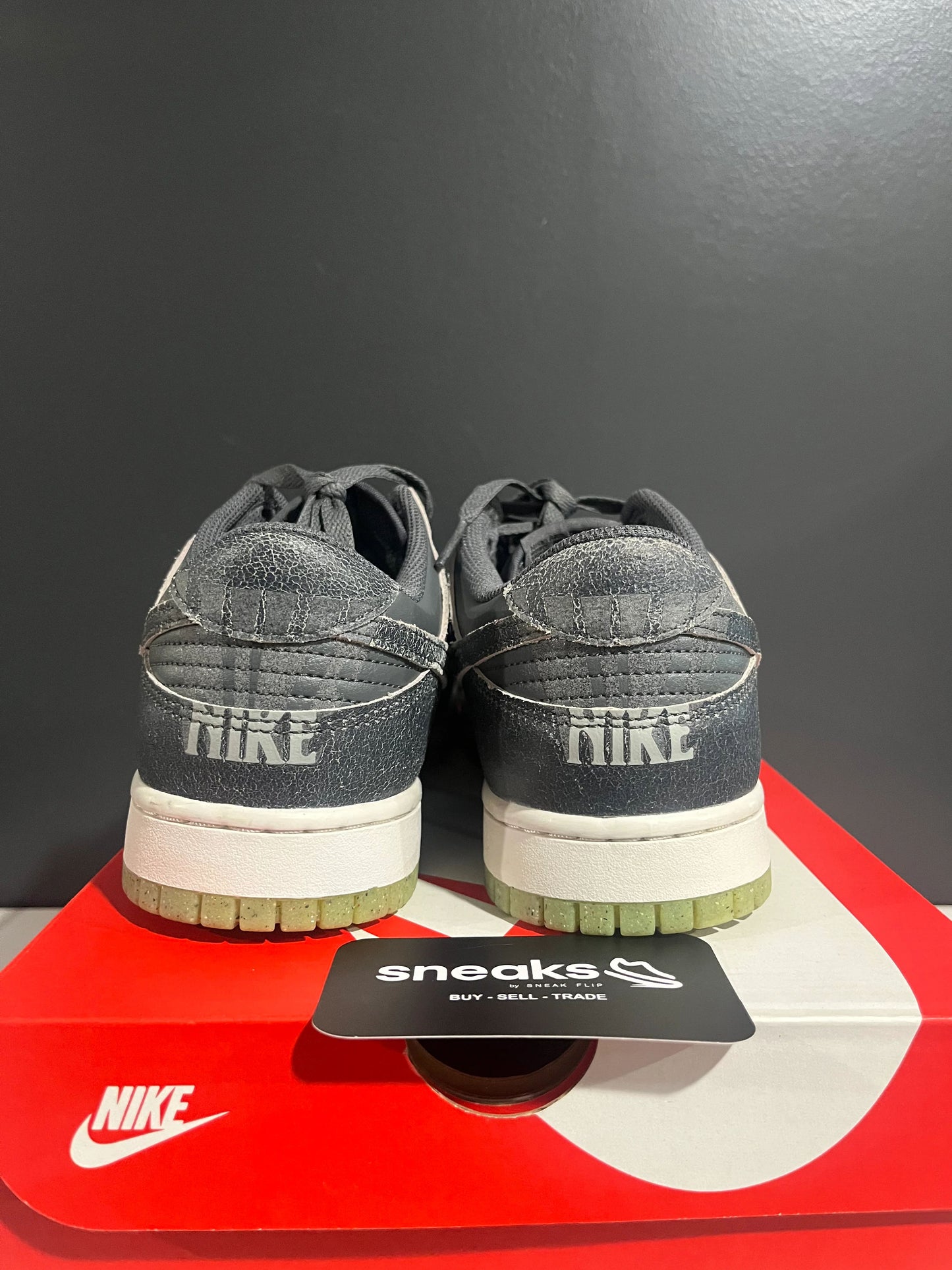 USED SIZE 10.5M Nike Dunk Low Retro PRM Halloween (2022) - Used