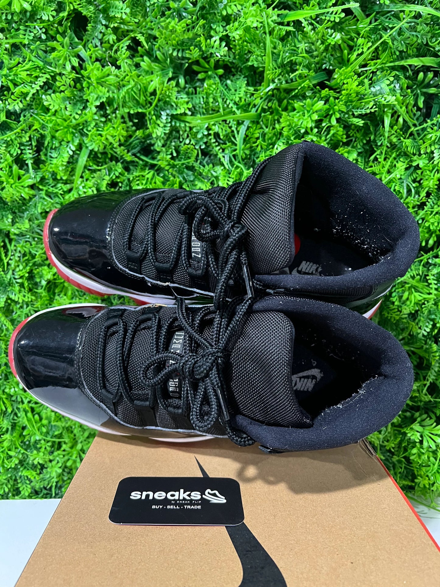 Jordan 11 Retro Playoffs Bred (2019) - Used
