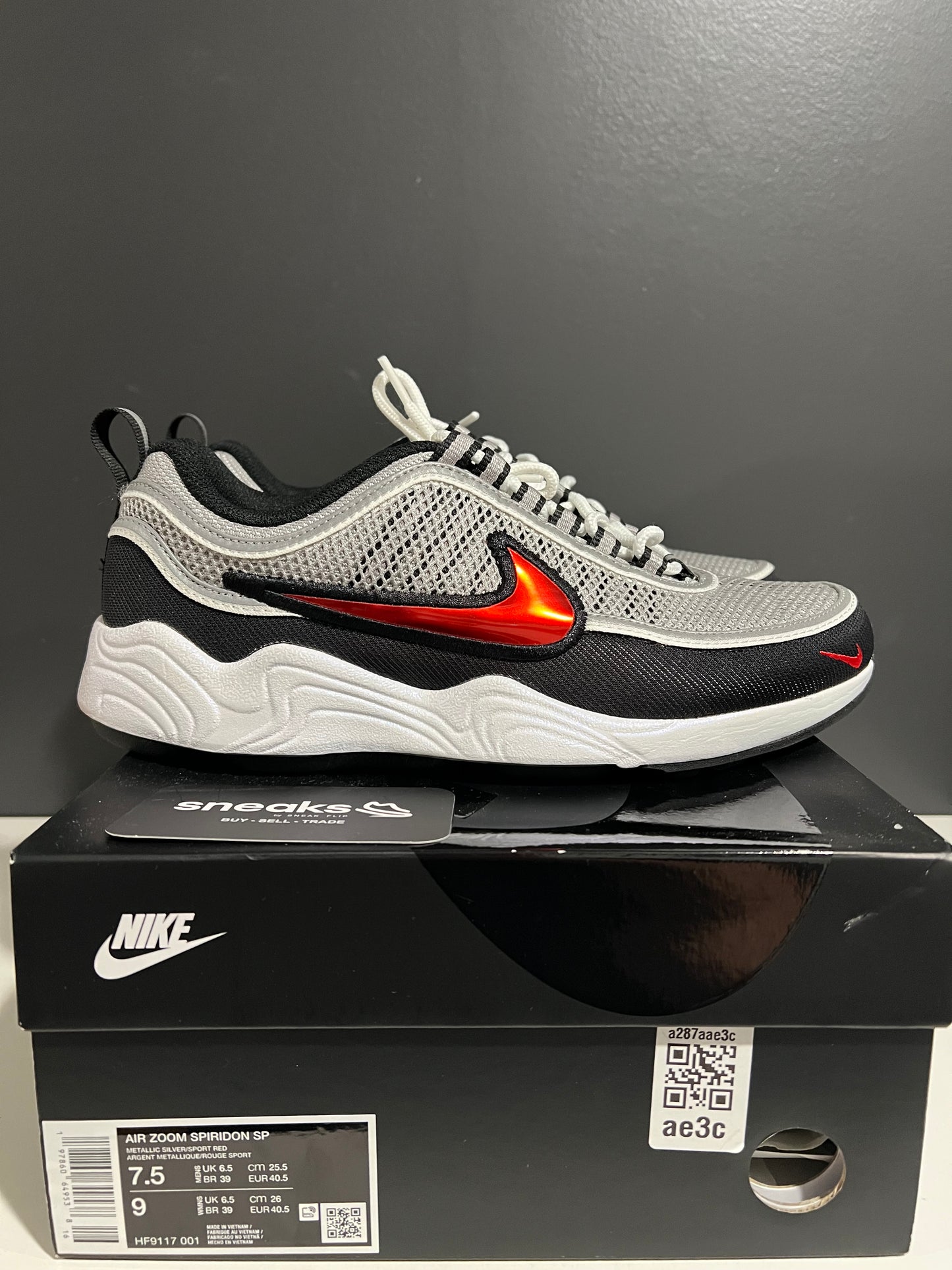 USED Air Zoom Spiridon SP Silver Red 2024 HF9117-001 SIZE 7.5M OG ALL AG25-376