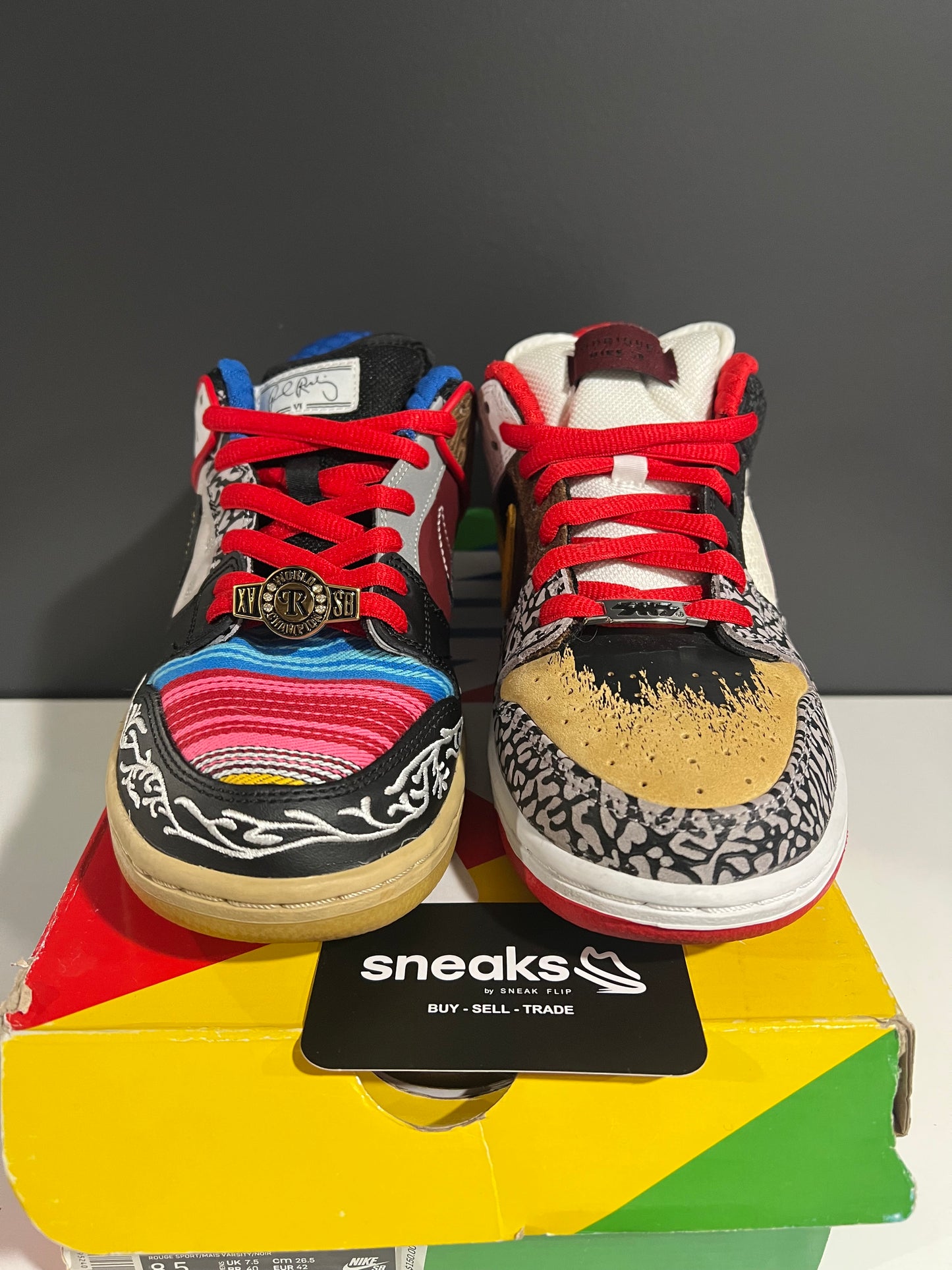 USED Dunk Low SB What The Paul CZ2239-600 SIZE 8.5M OG ALL