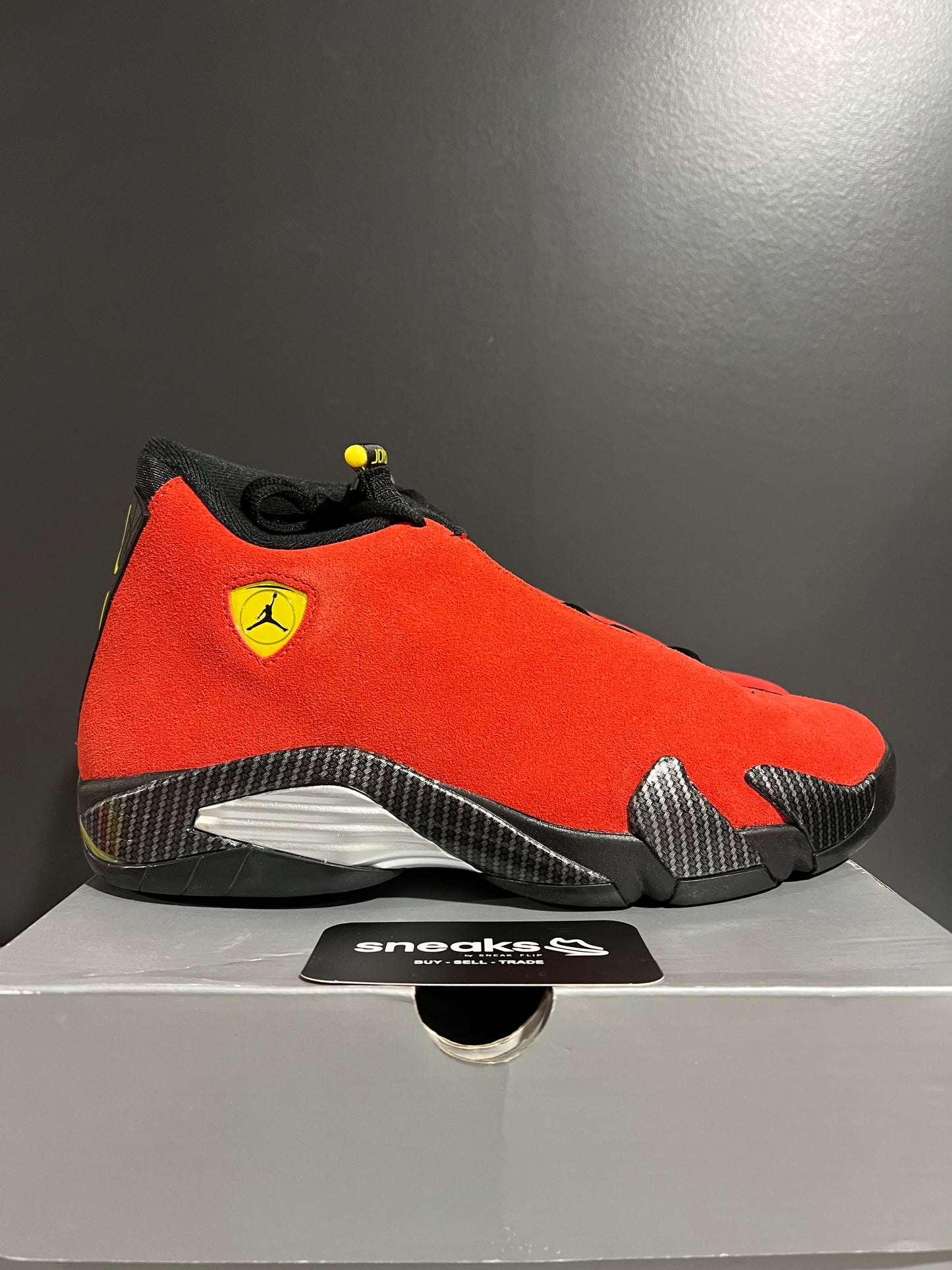 USED Air Jordan 14 Retro Ferrari 2025 IF5015-600 SIZE 9M OG ALL AG25-206