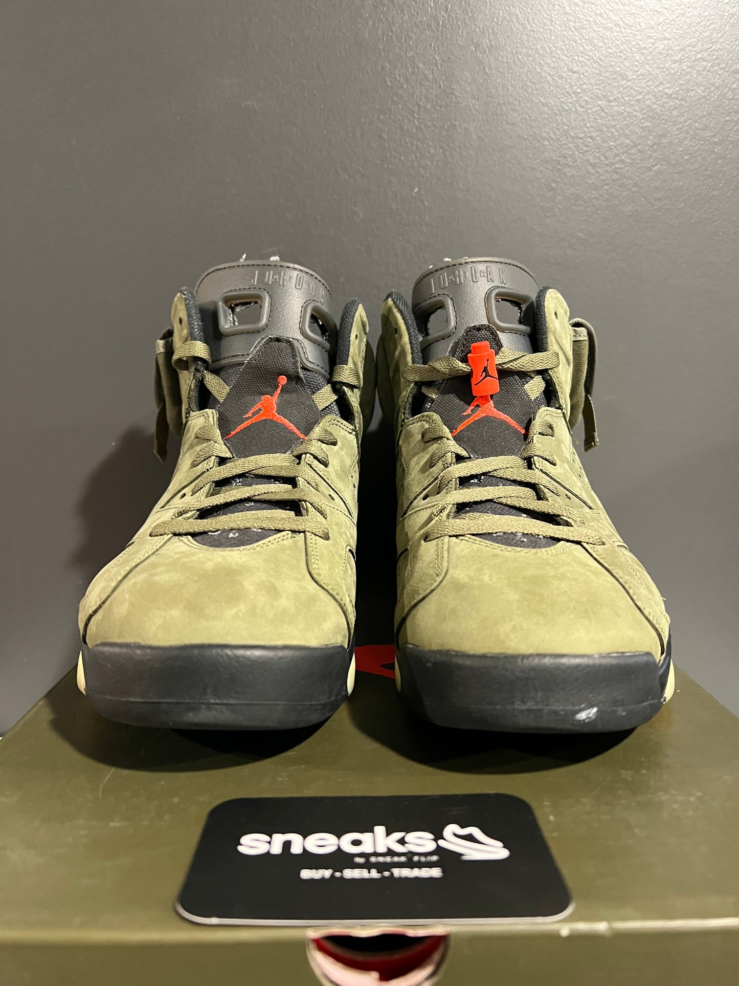 USED Travis Scott x Air Jordan 6 Retro Olive CN1084-200 SIZE 10.5M OG ALL AG25-198