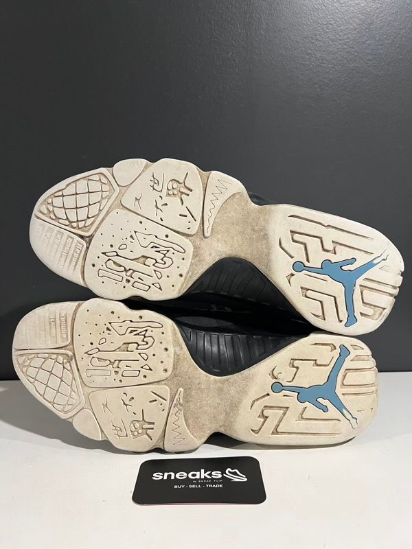 Jordan 9 Retro University Blue - USED NO BOX