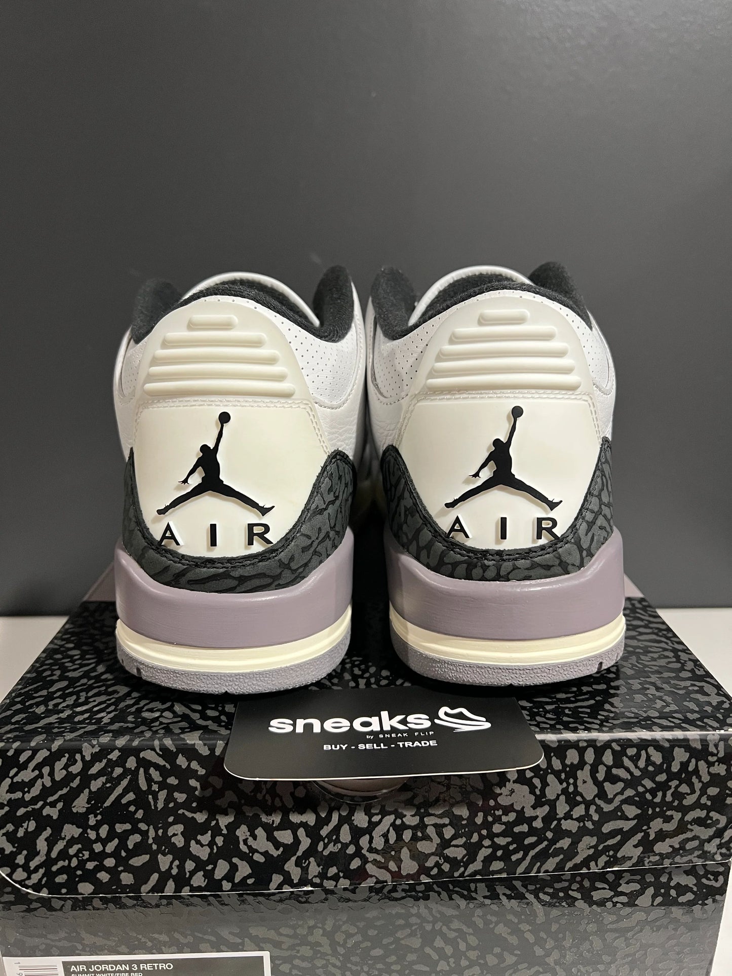 Jordan 3 Retro Cement Grey - Used