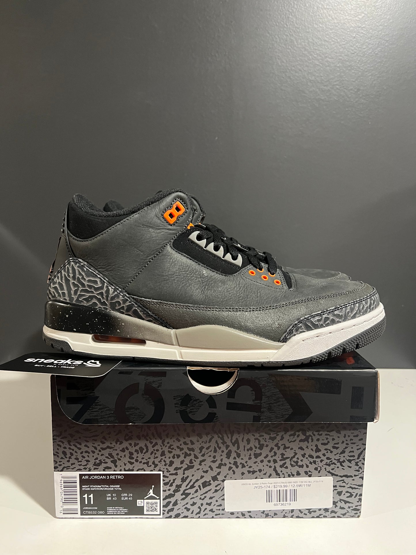 USED Air Jordan 3 Retro Fear 2023 CT8532-080 SIZE 11M OG ALL JY25-174