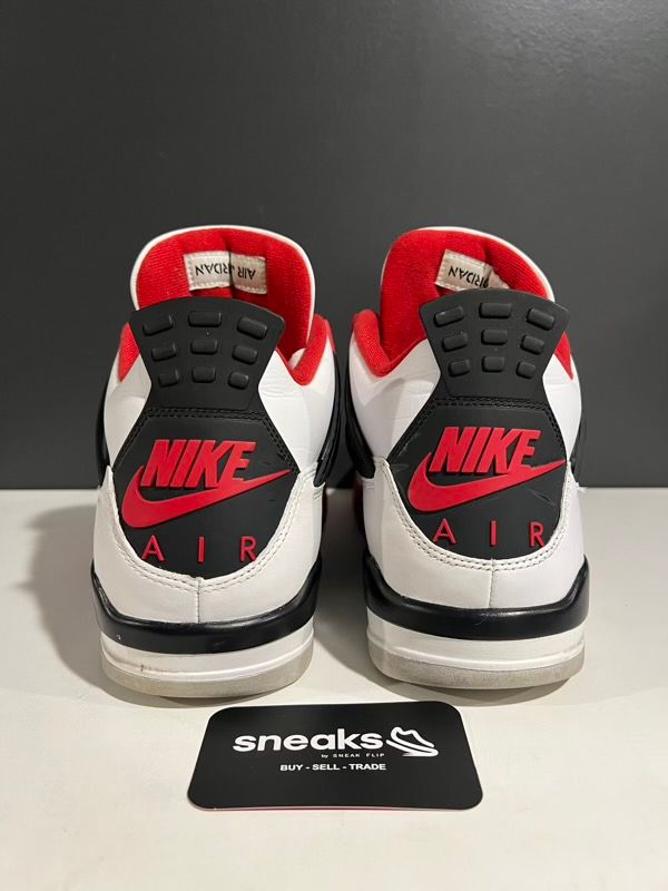 Jordan 4 Retro Fire Red (2020) - USED NO BOX