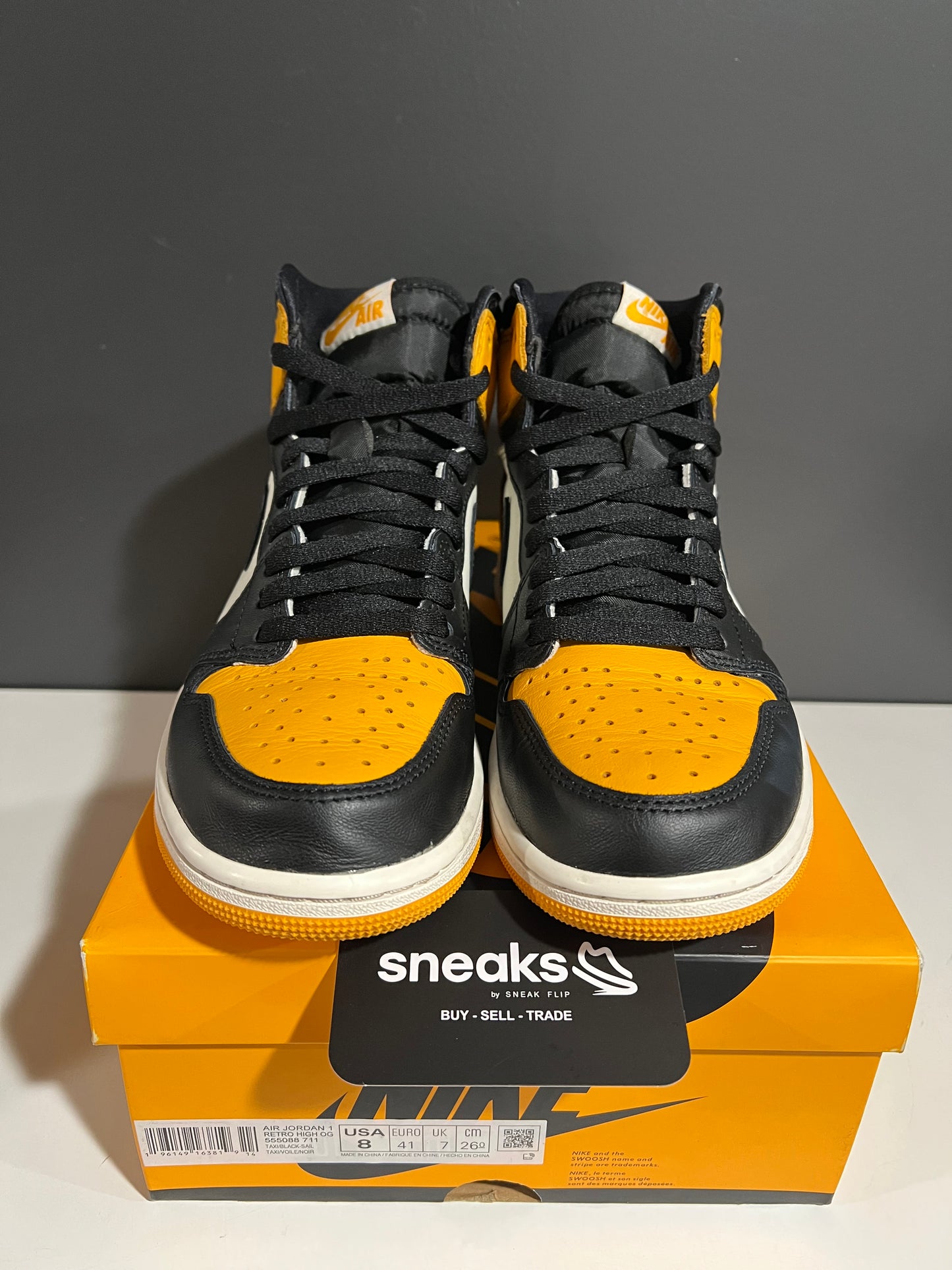 USED Air Jordan 1 Retro High OG Yellow Toe 555088-711 SIZE 8M OG ALL AG25-33