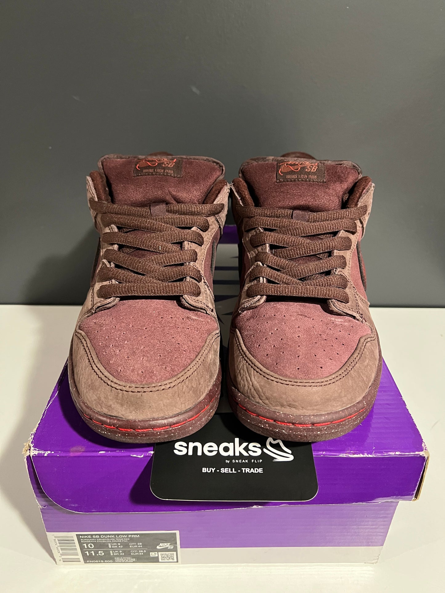 USED Dunk Low Premium SB City of Love Collection Burgundy Crush FN0619-600 SIZE 10M OG ALL AG25-360