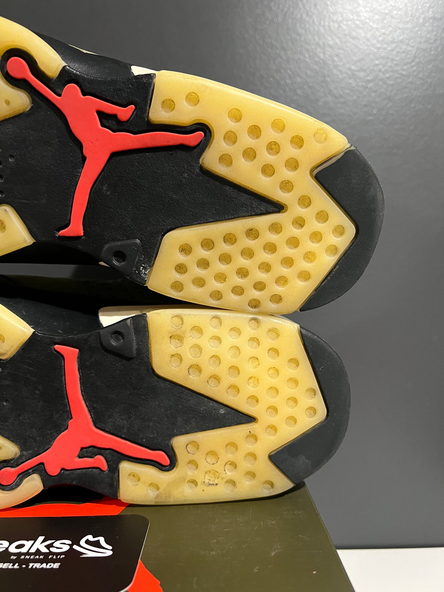 USED Travis Scott x Air Jordan 6 Retro Olive CN1084-200 SIZE 10.5M OG ALL AG25-198