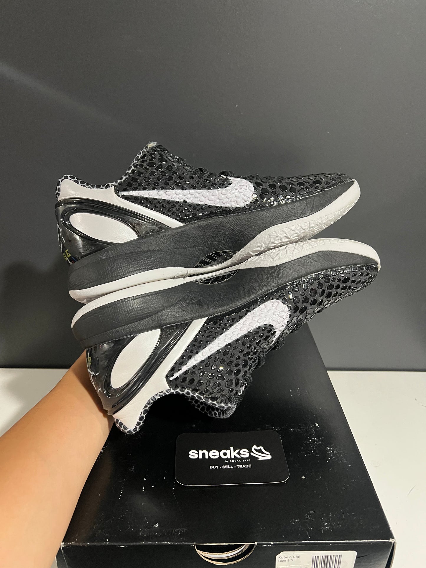 USED Zoom Kobe 6 Protro Mambacita Sweet Sixteen CW2190-002 SIZE 8.5M OG ALL AG25-342