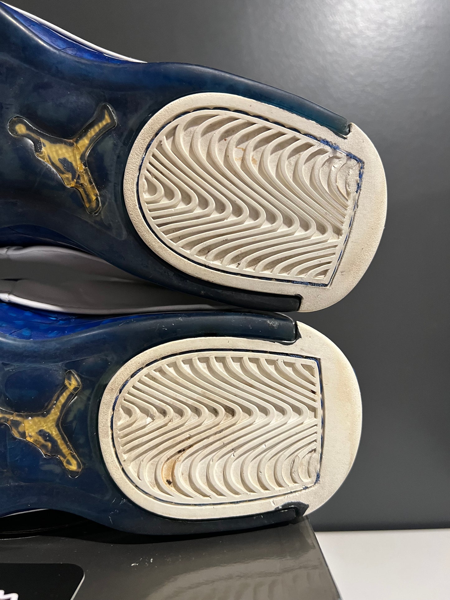 USED Air Jordan 18 OG White Sport Royal 2003 305869-101 SIZE 8M OG ALL AG25-177