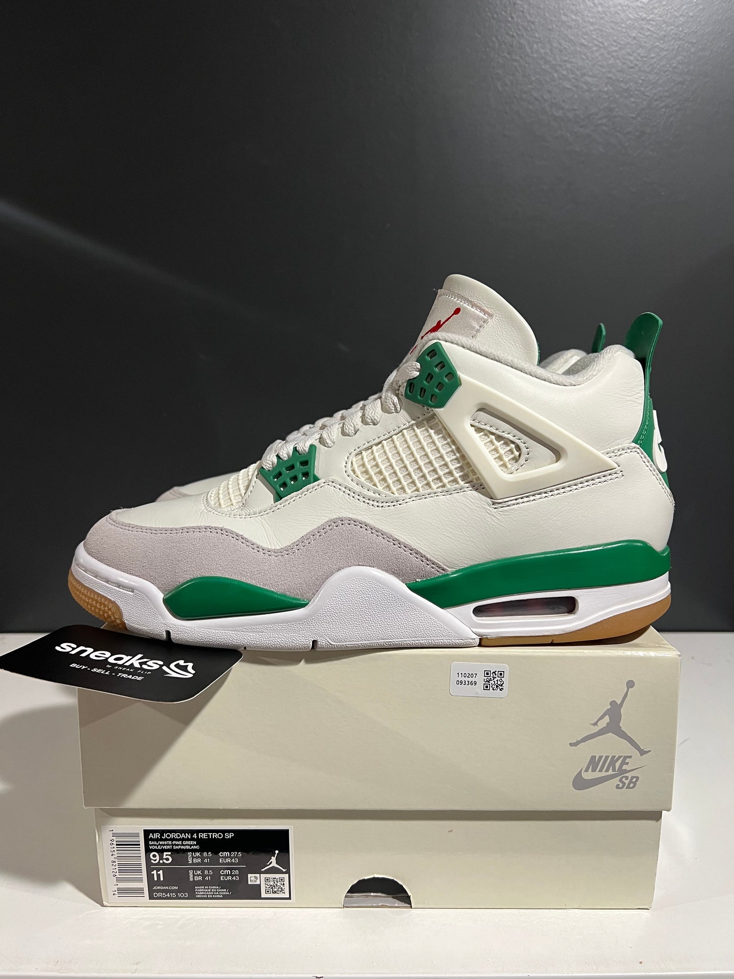 USED Nike SB x Air Jordan 4 Retro SP Pine Green DR5415-103 SIZE 9.5M OG ALL AG25-312