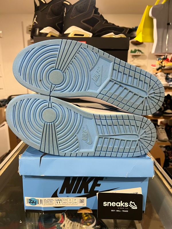 USED SIZE 11.5M Jordan 1 Retro High OG UNC Toe - Used Damaged Box