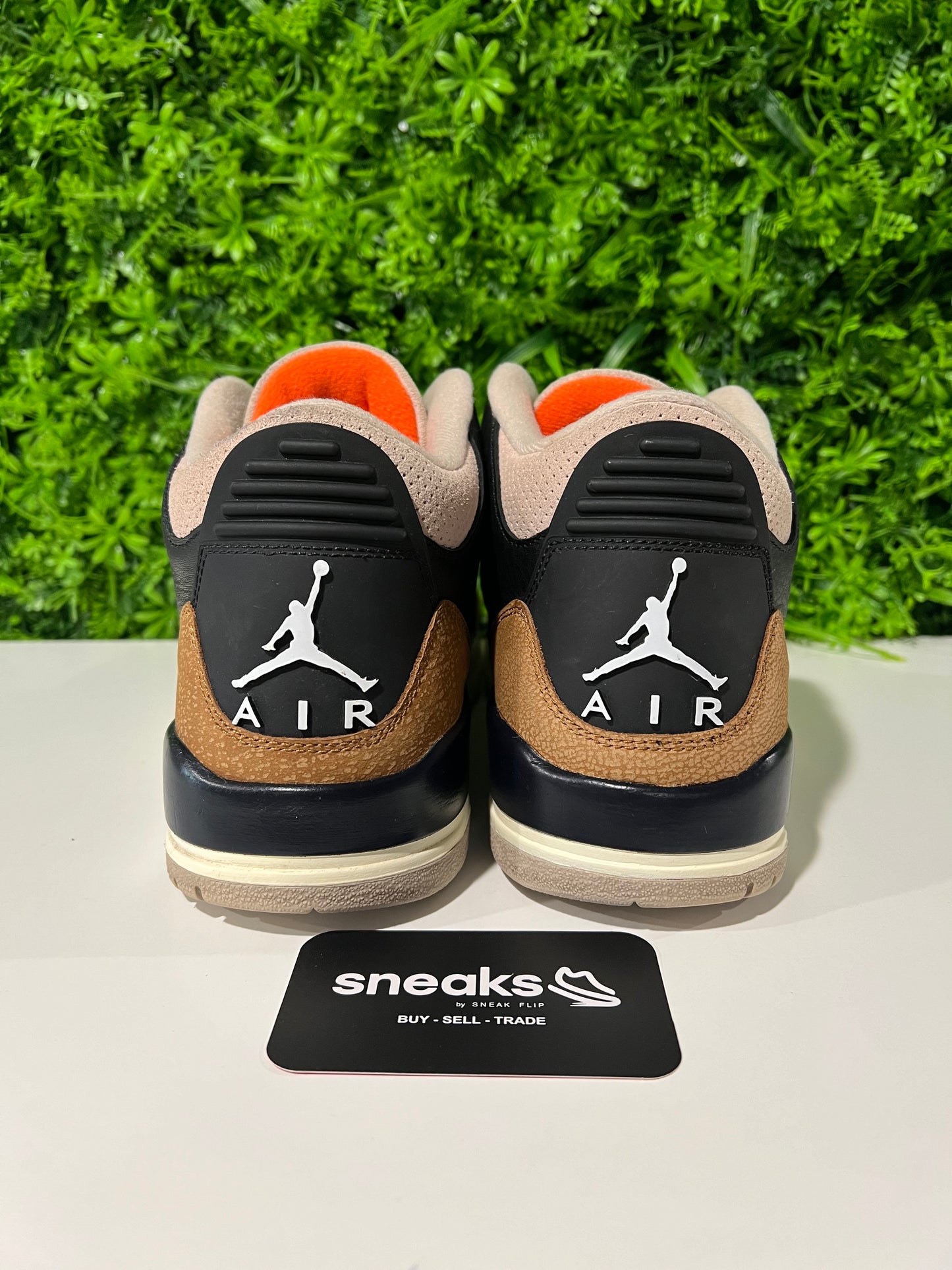 USED Air Jordan 3 Retro Desert Elephant CT8532-008 SIZE 10M NO BOX