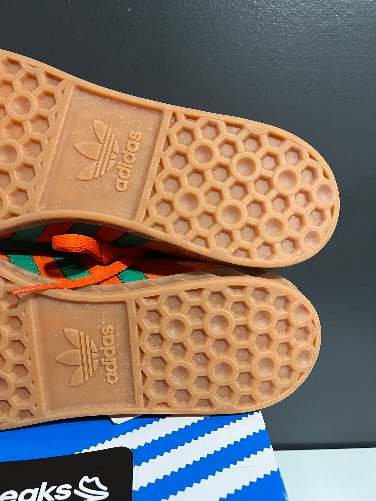 NEW Adidas Hamburg Orange Green H00447 SIZE 11M OG ALL AG25-291