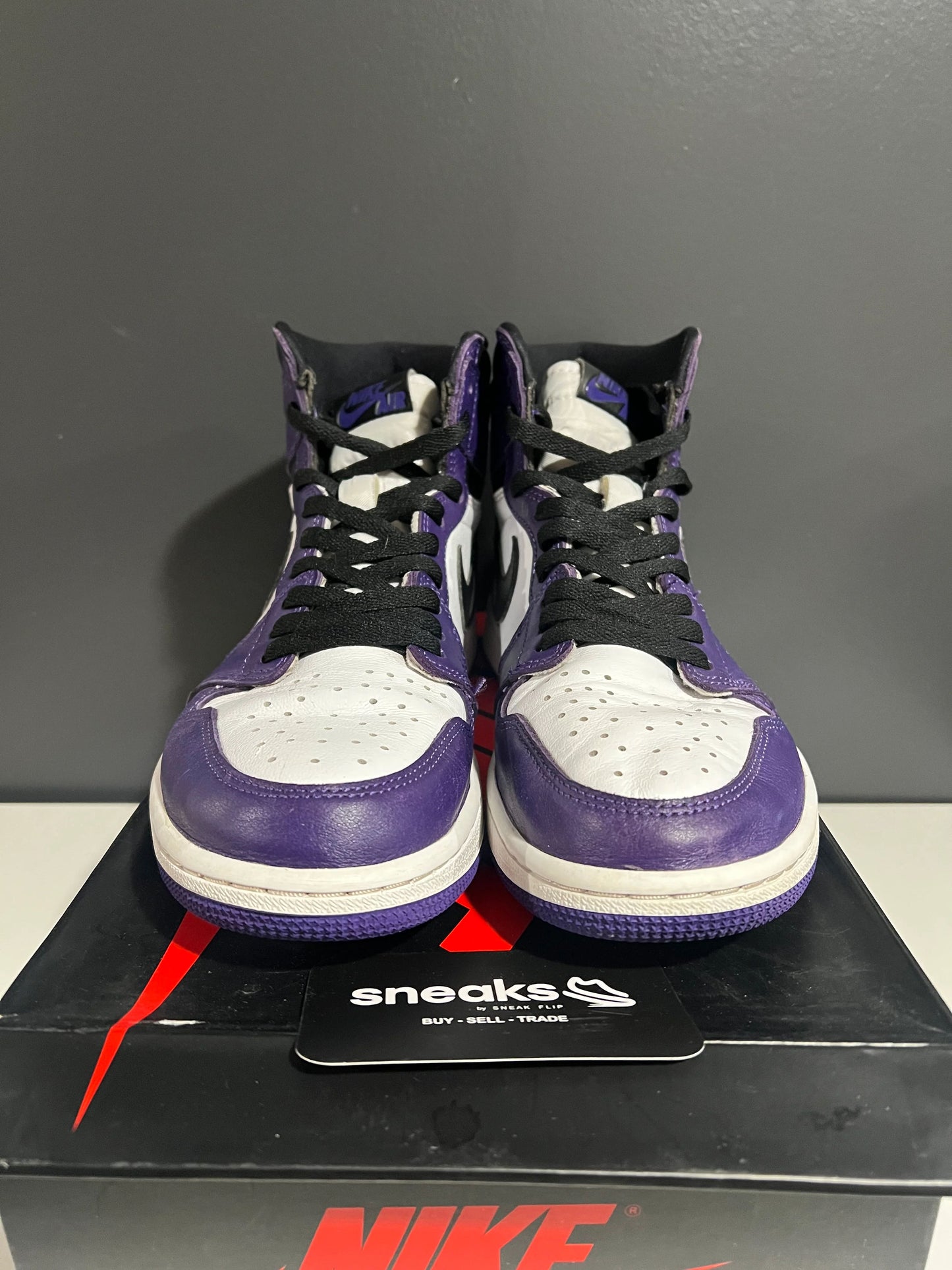 Jordan 1 Retro High Court Purple White - Used