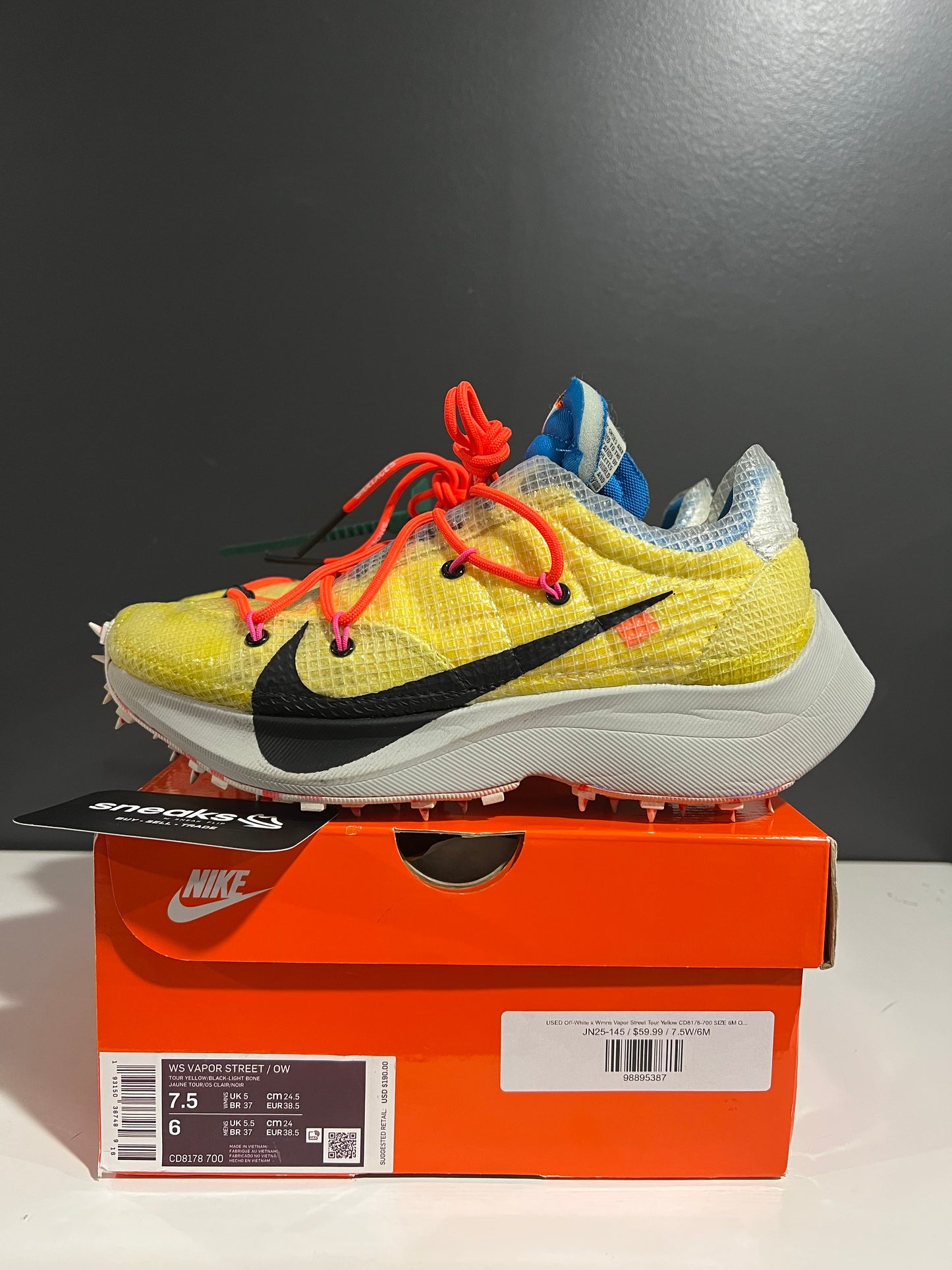 USED Off-White x Wmns Vapor Street Tour Yellow CD8178-700 SIZE 6M OG ALL JN25-145