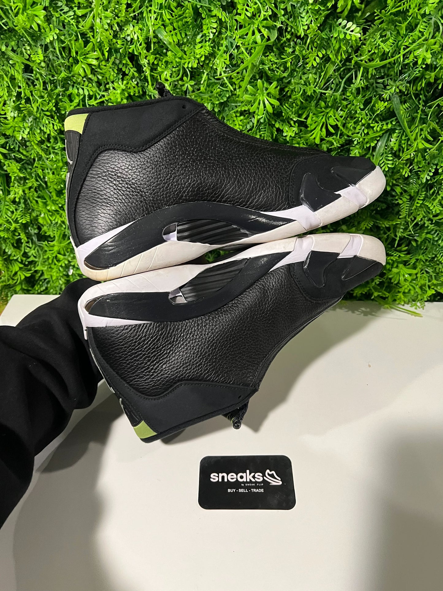 Jordan 14 Retro Indiglo (2016) - Used