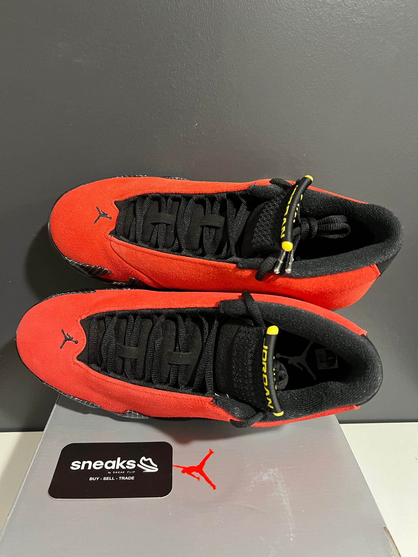USED Air Jordan 14 Retro Ferrari 2025 IF5015-600 SIZE 9M OG ALL AG25-206