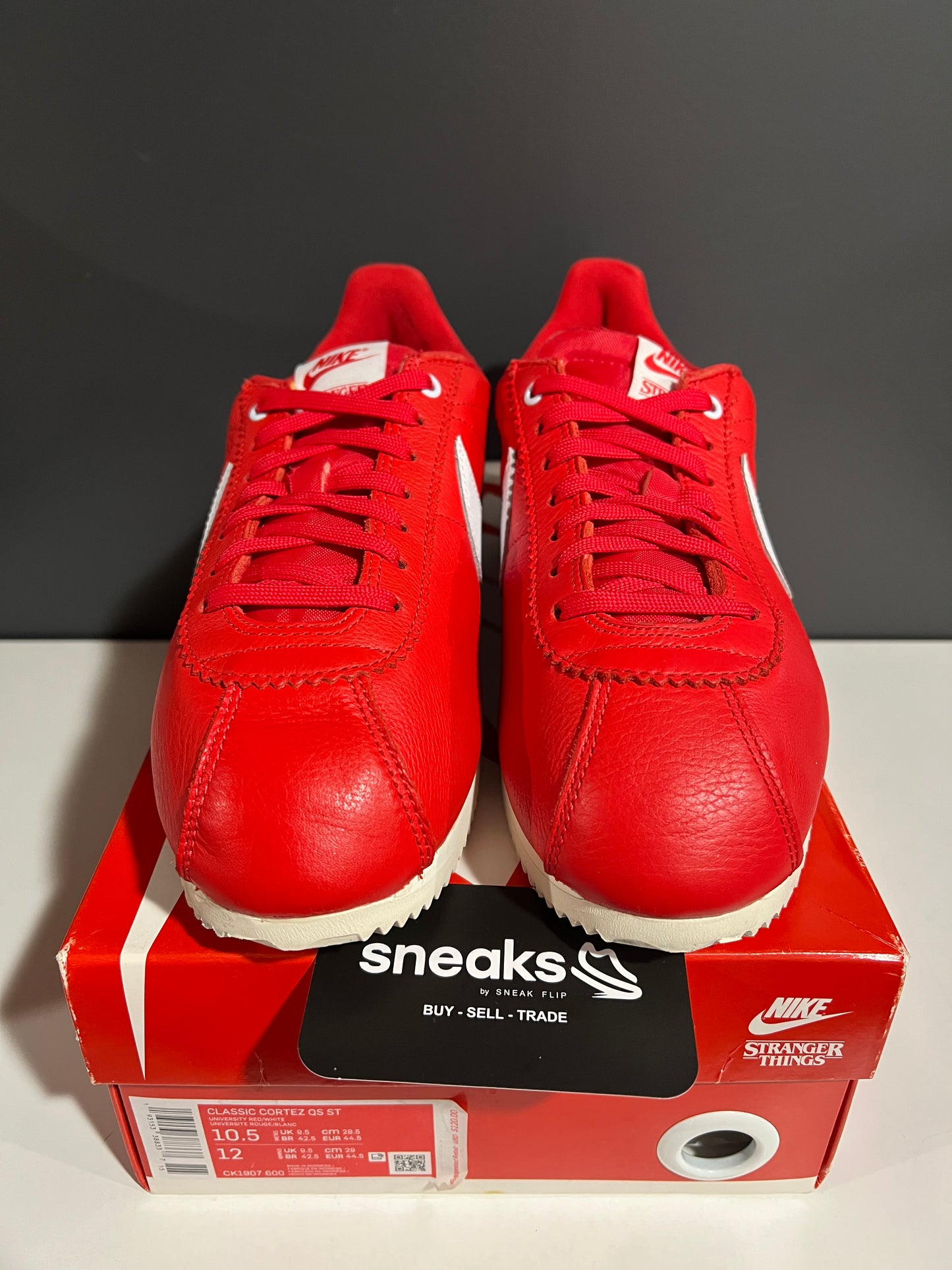 USED Nike Stranger Things x Cortez OG Collection CK1907-600 SIZE 10.5M OG ALL JY25-65