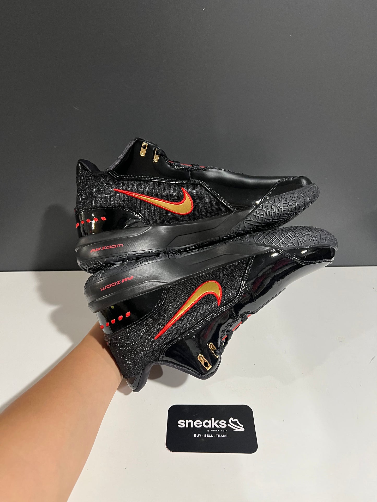 NEW Nike Zoom LeBron NXXT Gen AMPD Black Metallic Gold Red FJ1566-001 SIZE 9M OG ALL JY25-294