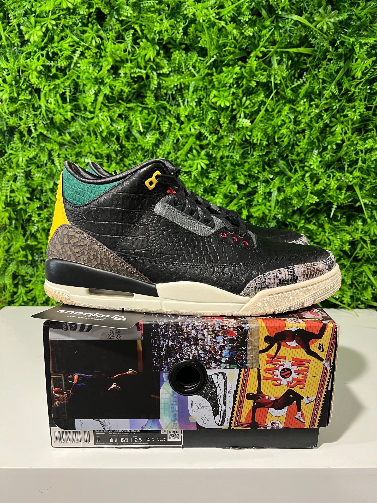 USED Air Jordan 3 Retro SE Animal Instinct 2.0 CV3583-003 SIZE 11M OG ALL