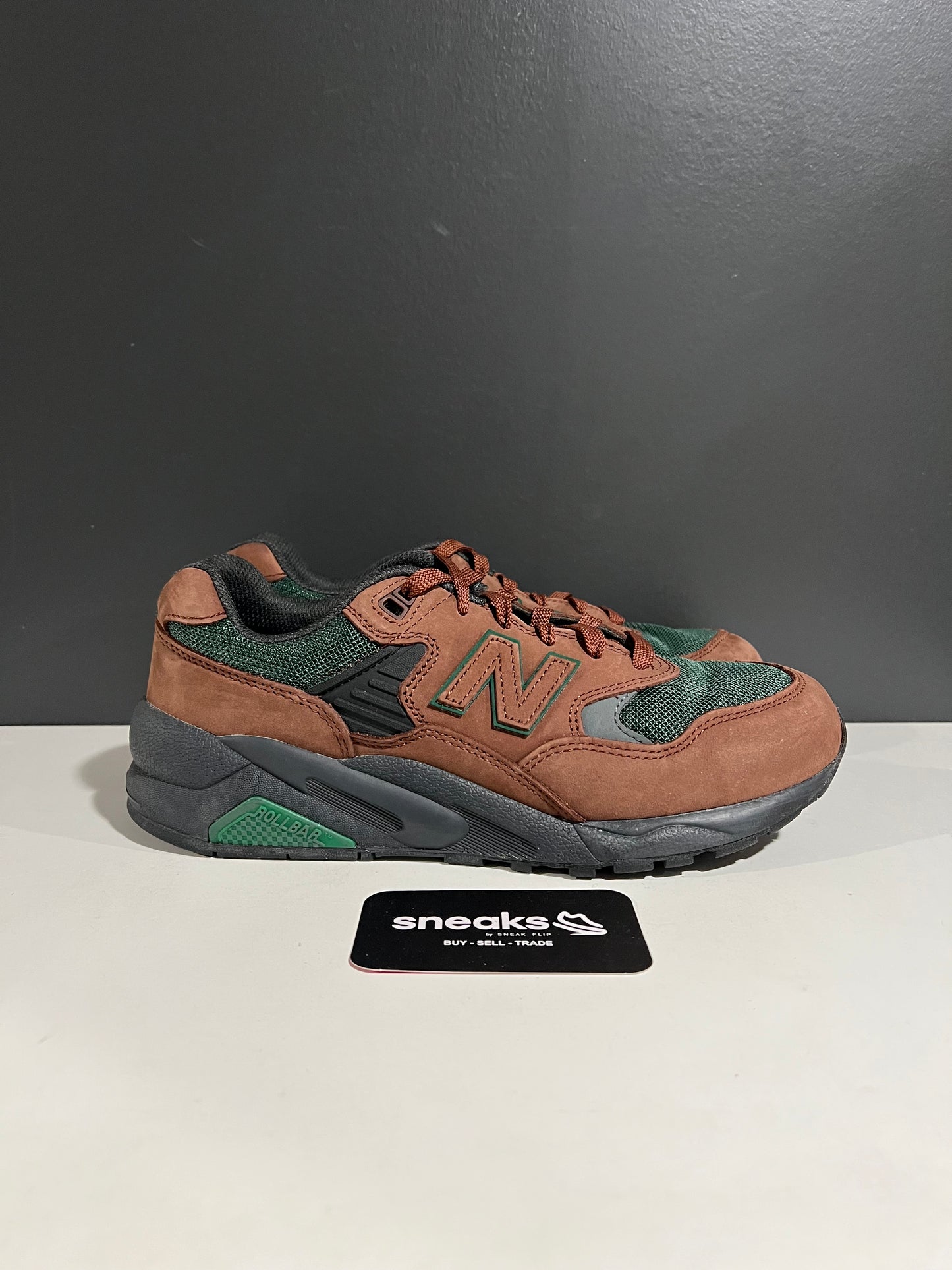 USED New Balance 580 Beef & Broccoli MT580RTB SIZE 8M NO BOX AG25-260