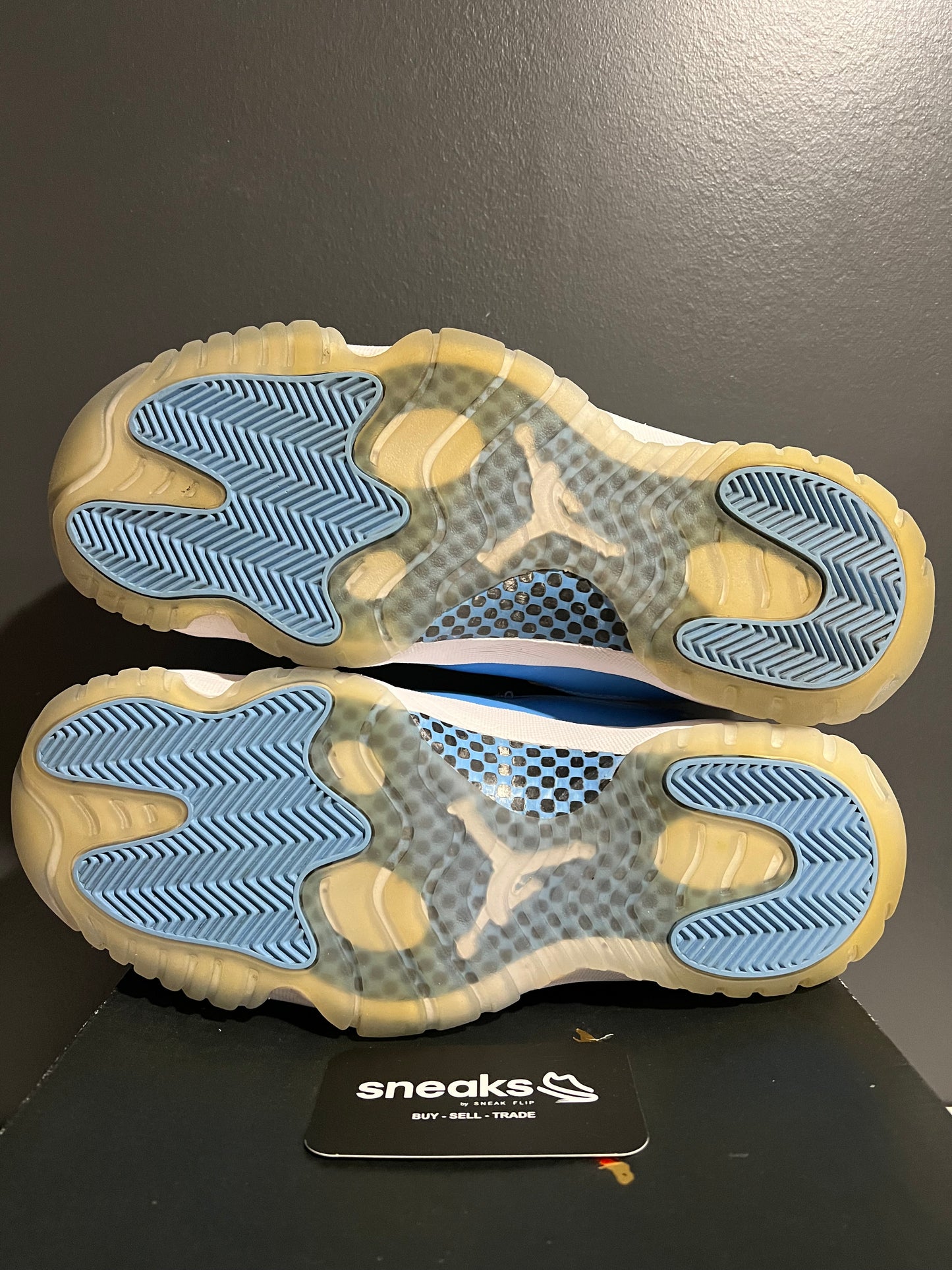USED Air Jordan 11 Retro Low UNC 2017 528895-106 SIZE 10M OG ALL AG25-167