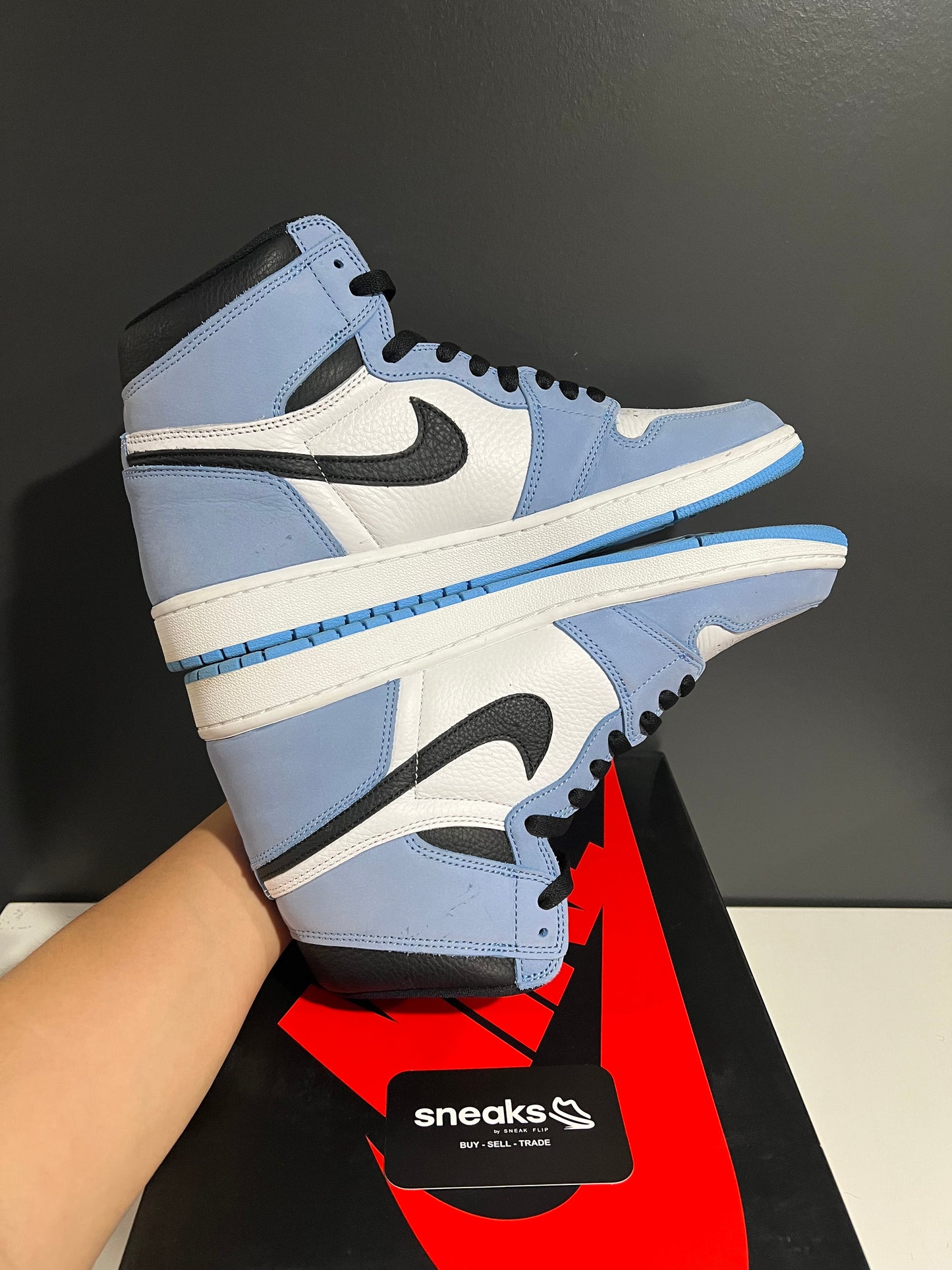 Jordan 1 Retro High OG University Blue - Used