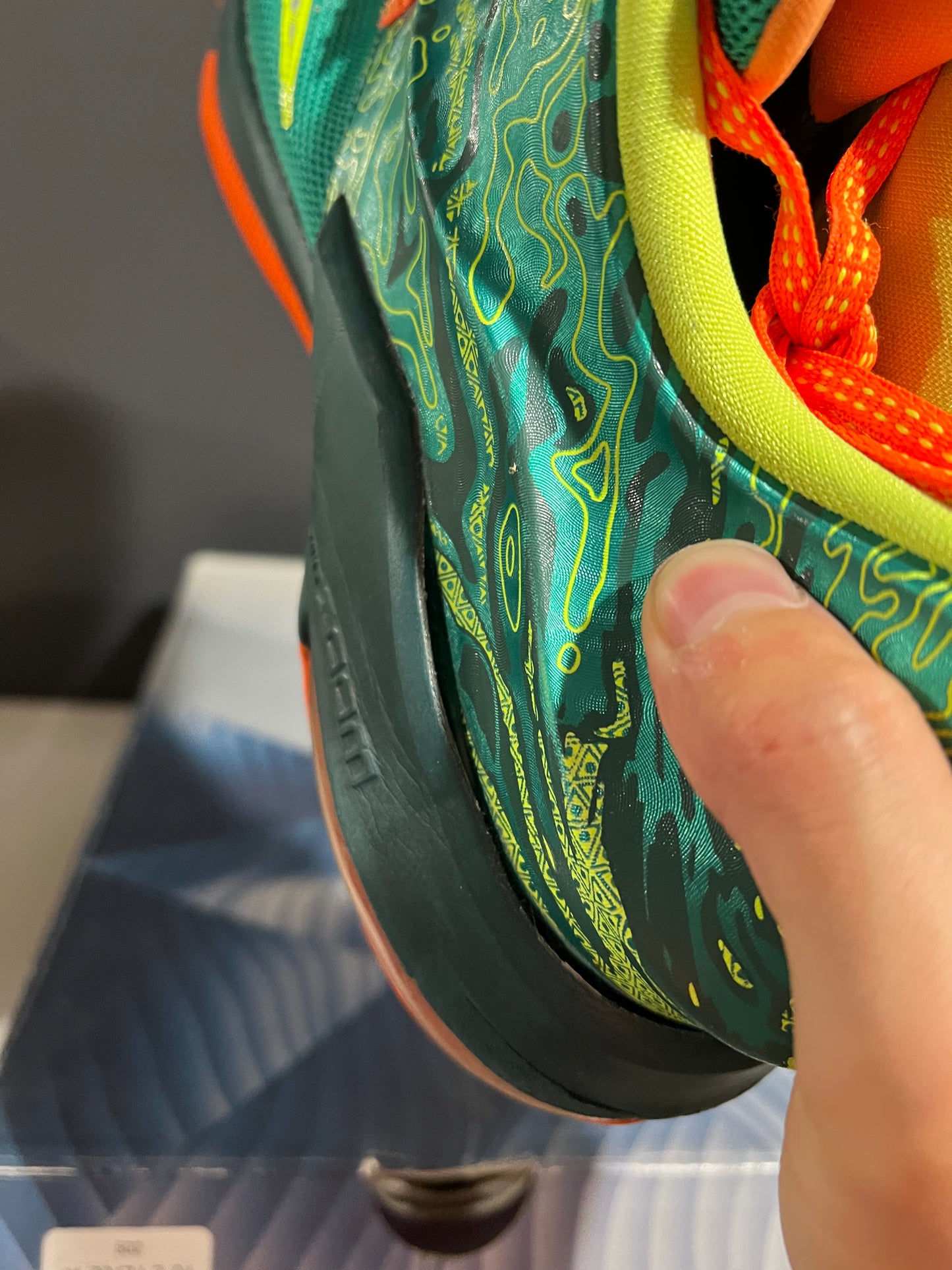 USED KD 7 Weatherman 653996-303 SIZE 10M OG ALL JY25-77