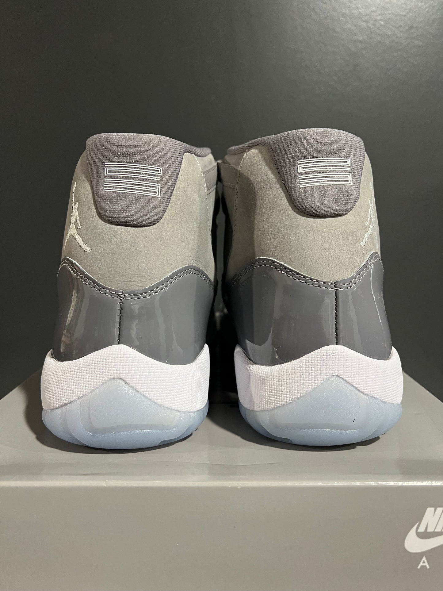 TRIED ON Air Jordan 11 Retro Cool Grey 2021 CT8012-005 SIZE 10.5M OG ALL JY25-170