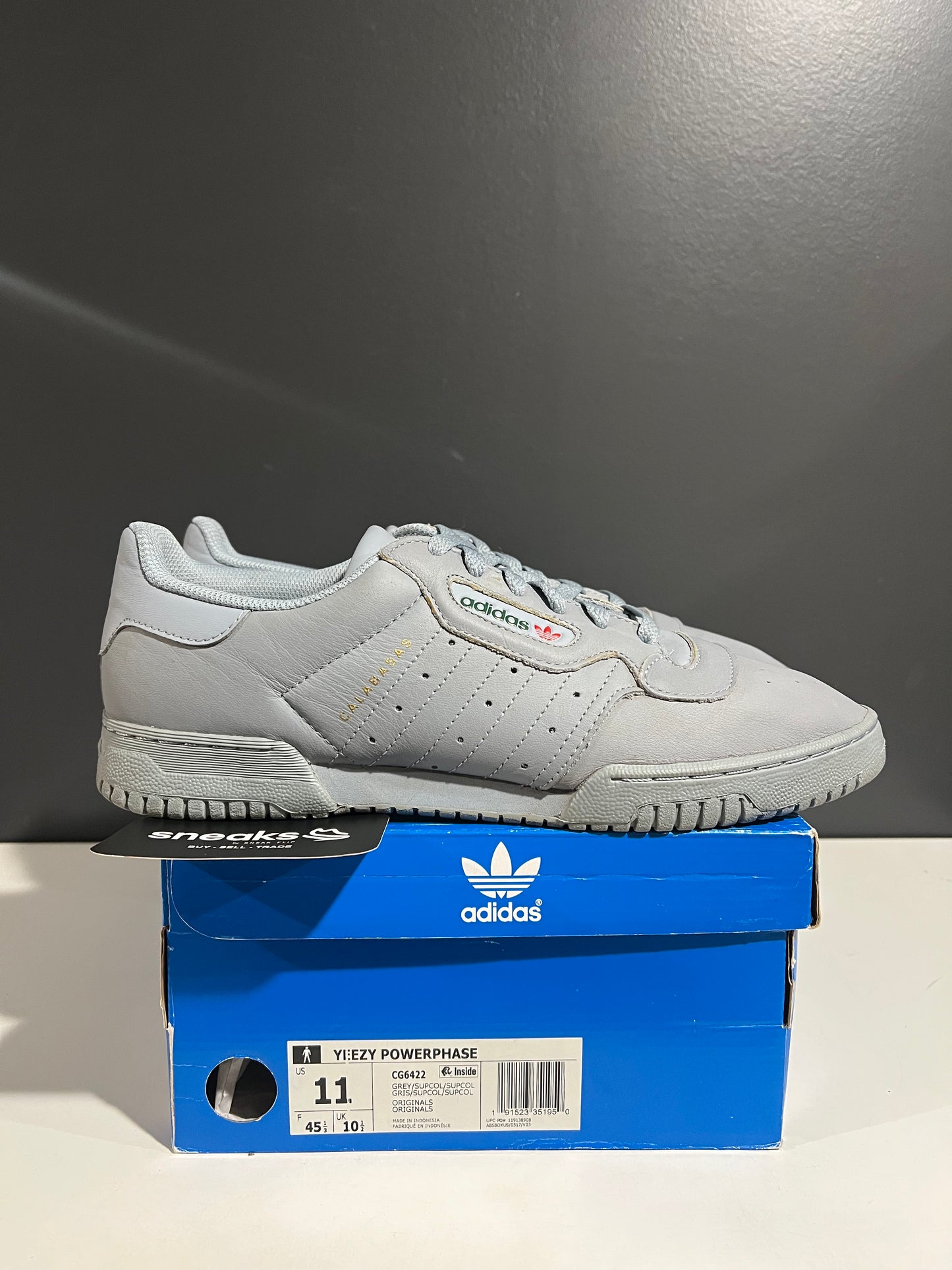 USED Yeezy PowerPhase Calabasas Grey CG6422 SIZE 11M OG ALL AG25-104