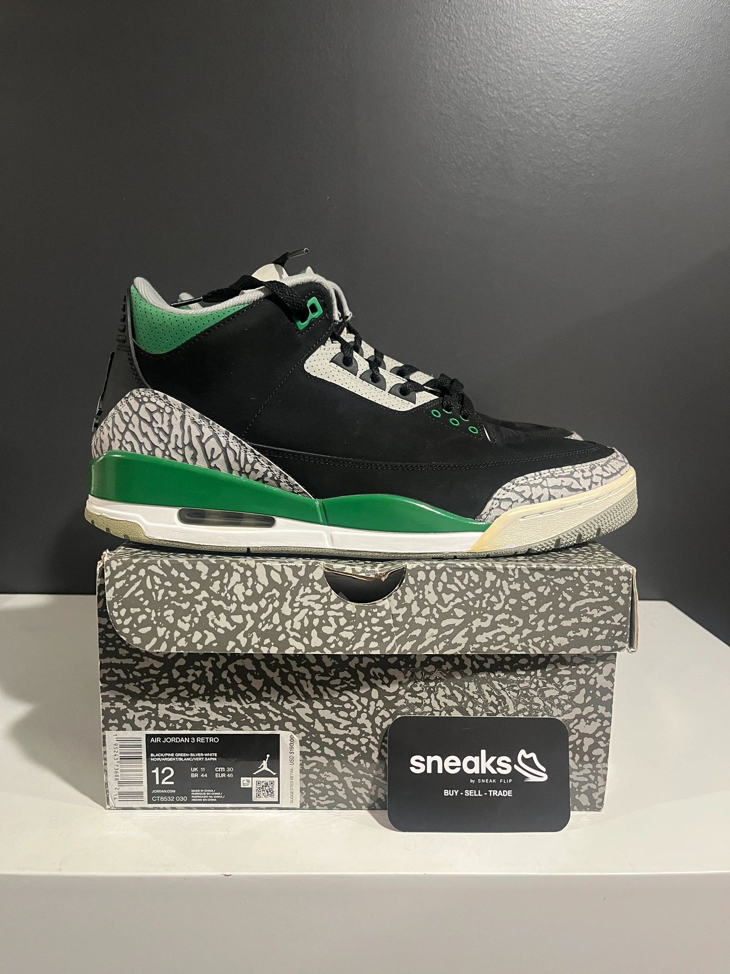 USED SIZE 12M Jordan 3 Retro Pine Green - Used