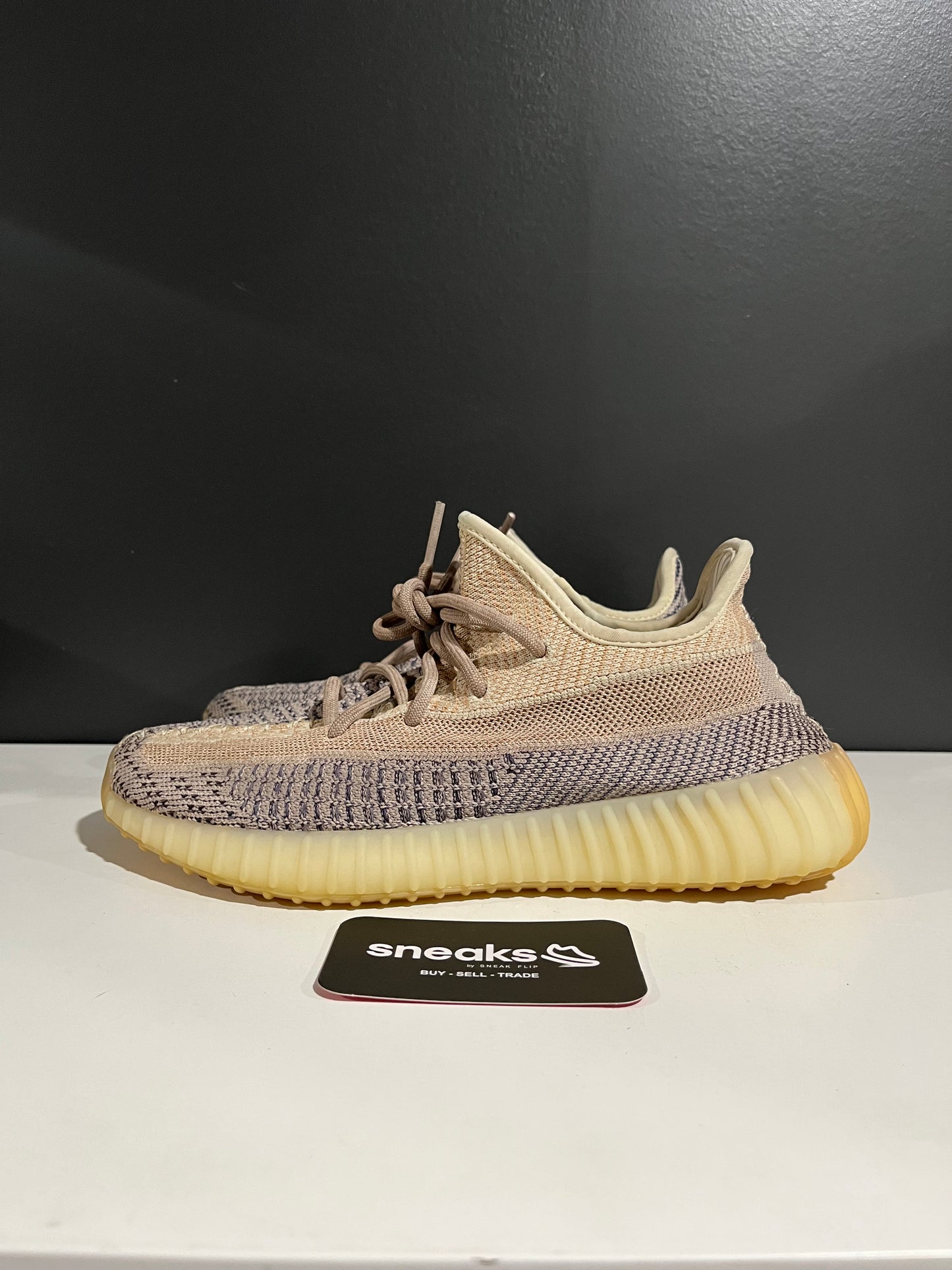 USED Yeezy Boost 350 V2 Ash Pearl GY7658 SIZE 7.5M NO BOX