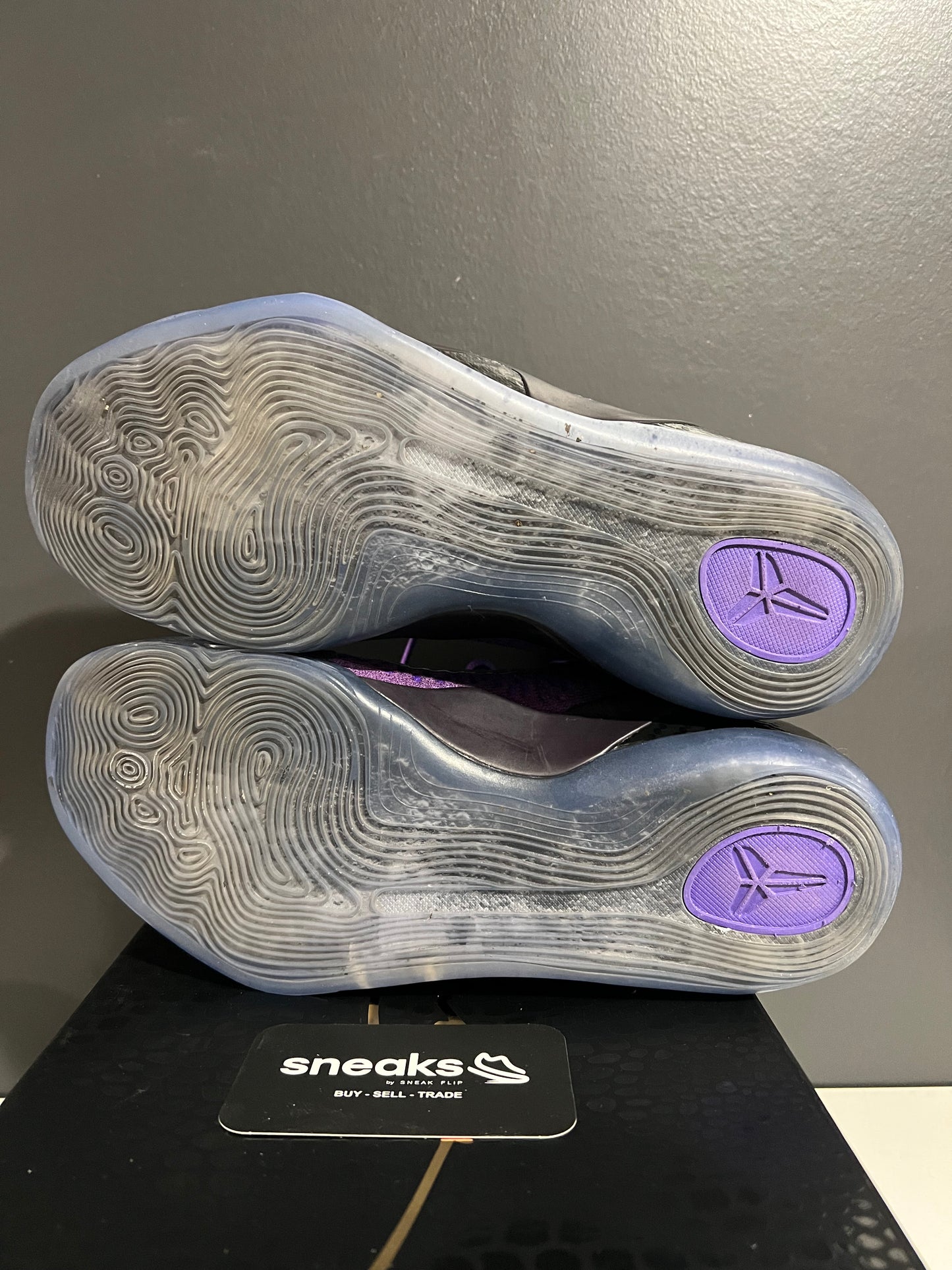 USED Kobe 9 Elite Low Protro Moonwalker 2025 IM0465-500 SIZE 8.5M OG ALL SP25-128