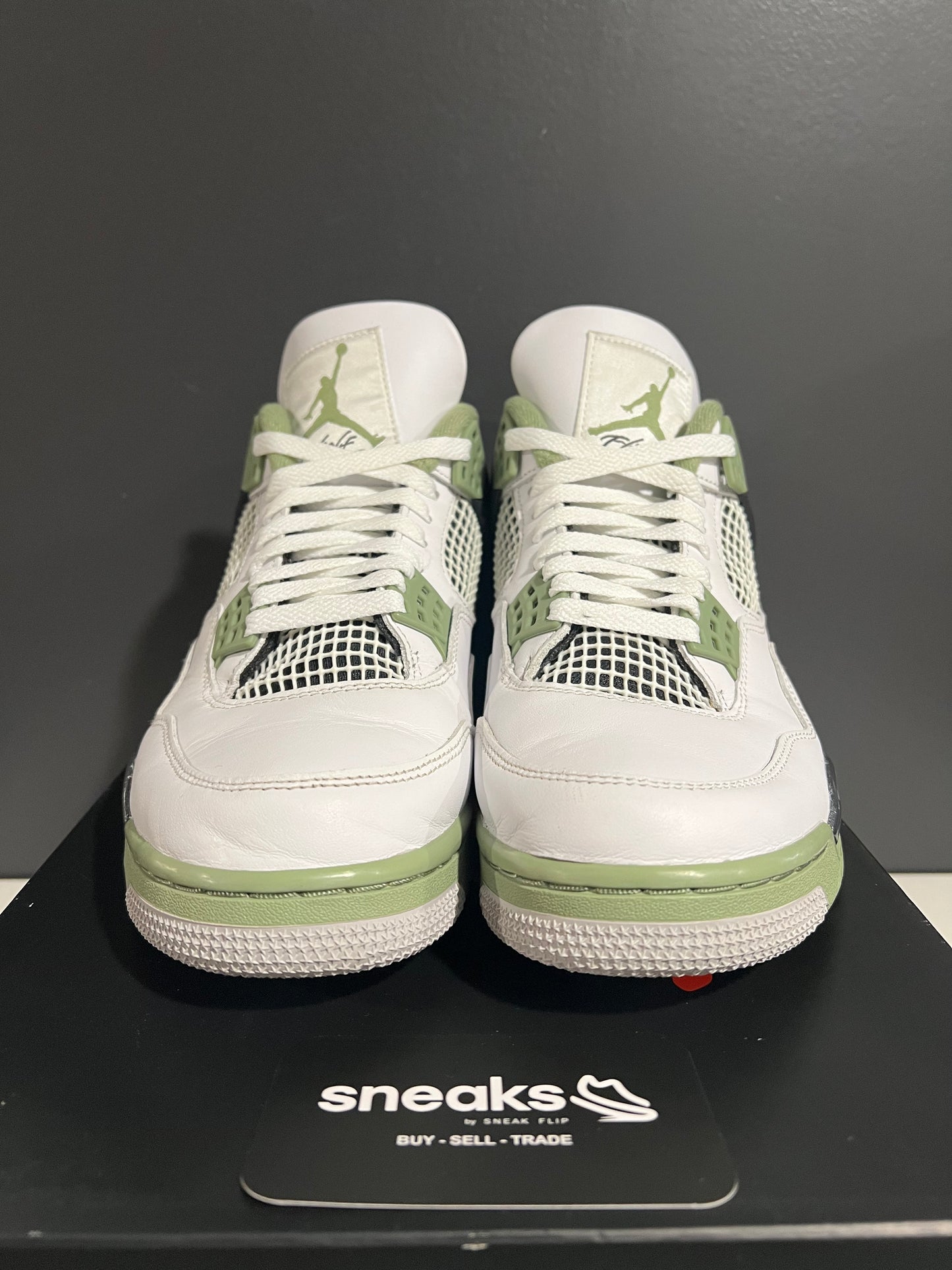 USED Wmns Air Jordan 4 Retro Seafoam AQ9129-103 SIZE 9M OG ALL AG25-250