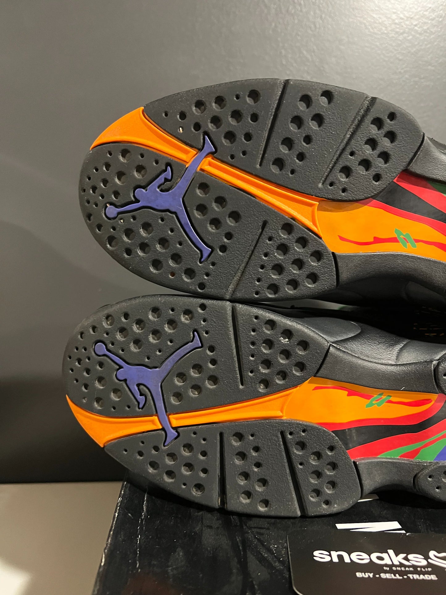 Jordan 8 Retro Tinker Air Raid - Used